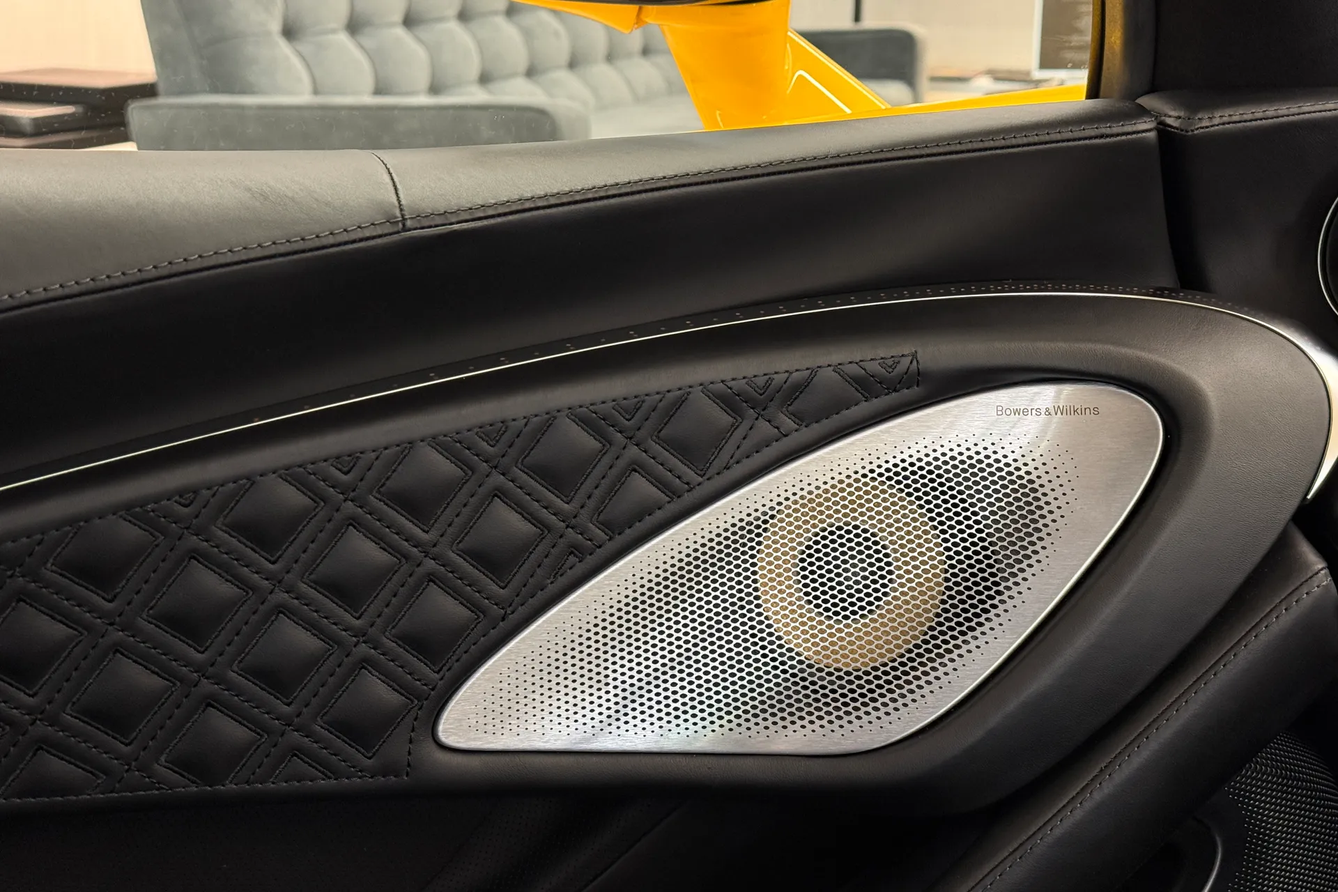 McLaren GT thumbnail image number 8