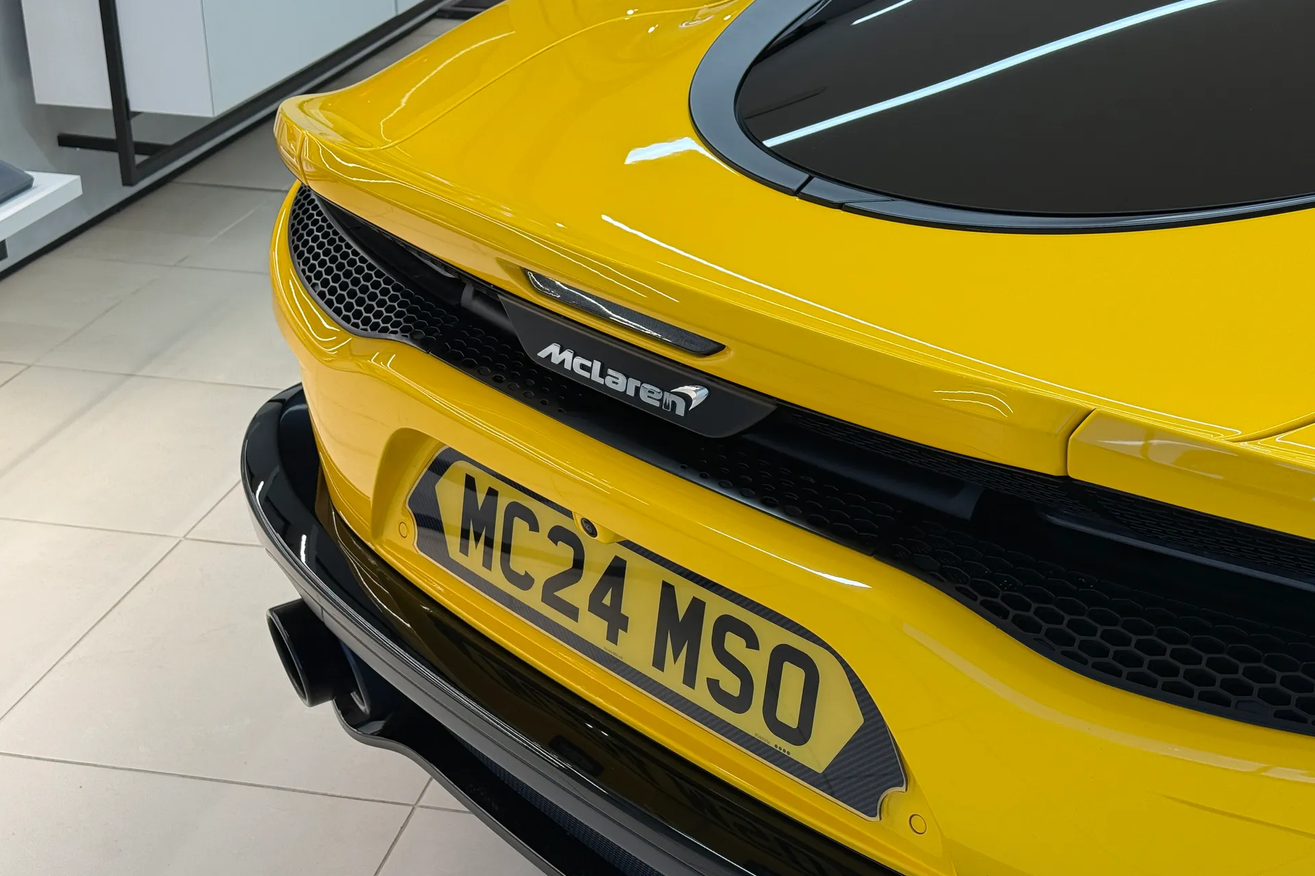 McLaren GT thumbnail image number 32