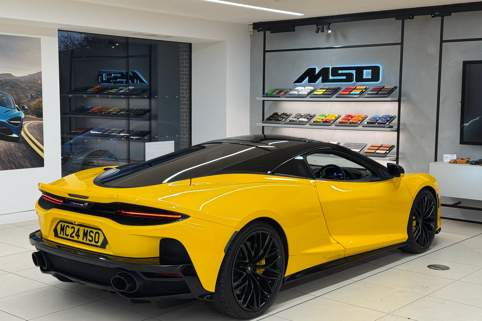 McLaren GT thumbnail image number 45