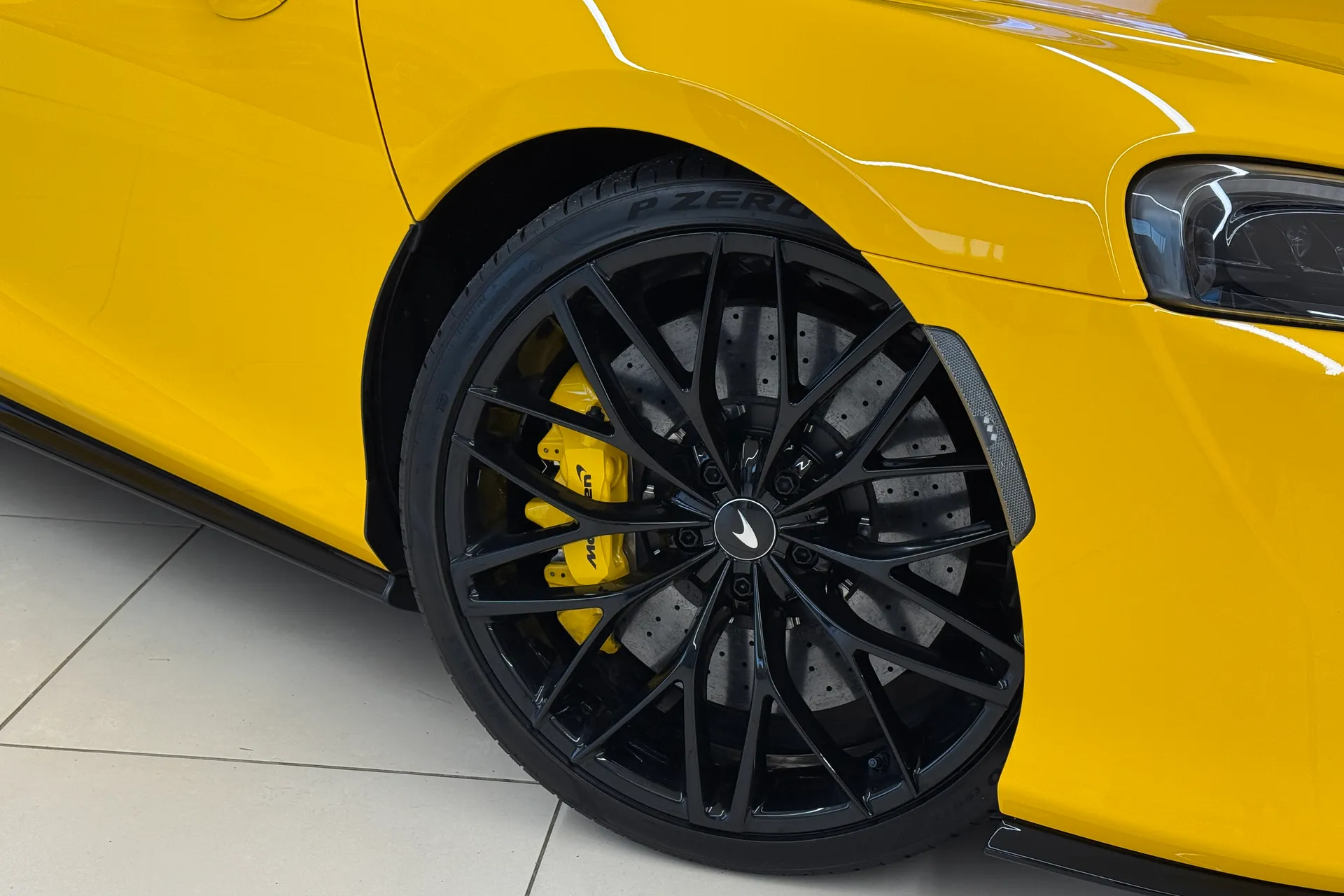 McLaren GT thumbnail image number 27