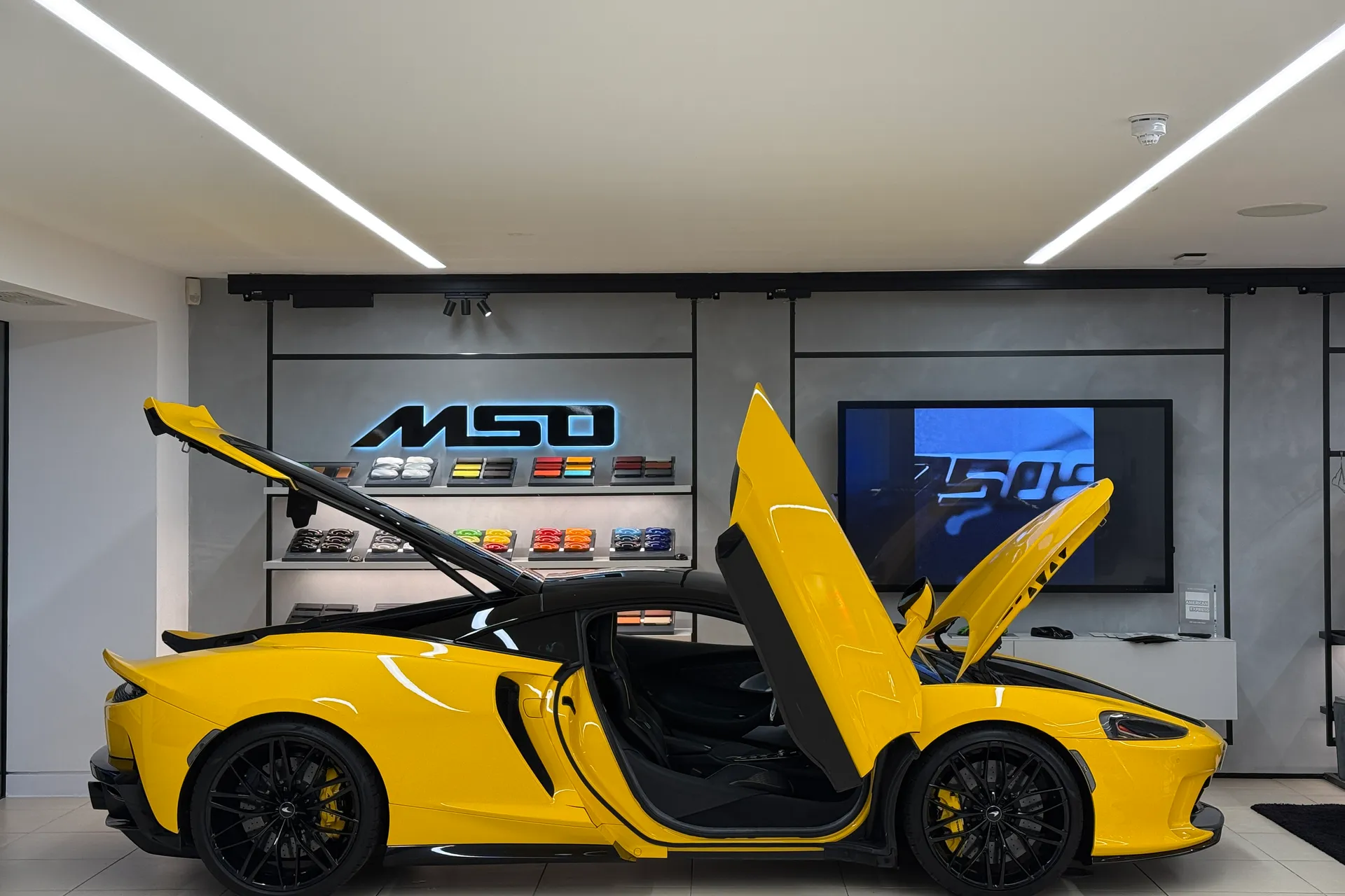 McLaren GT thumbnail image number 39