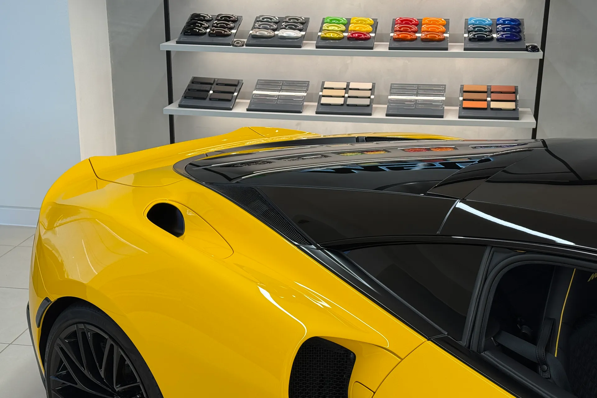 McLaren GT thumbnail image number 29