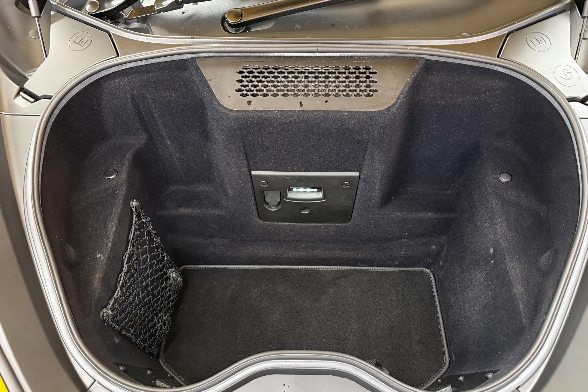 McLaren GT thumbnail image number 33