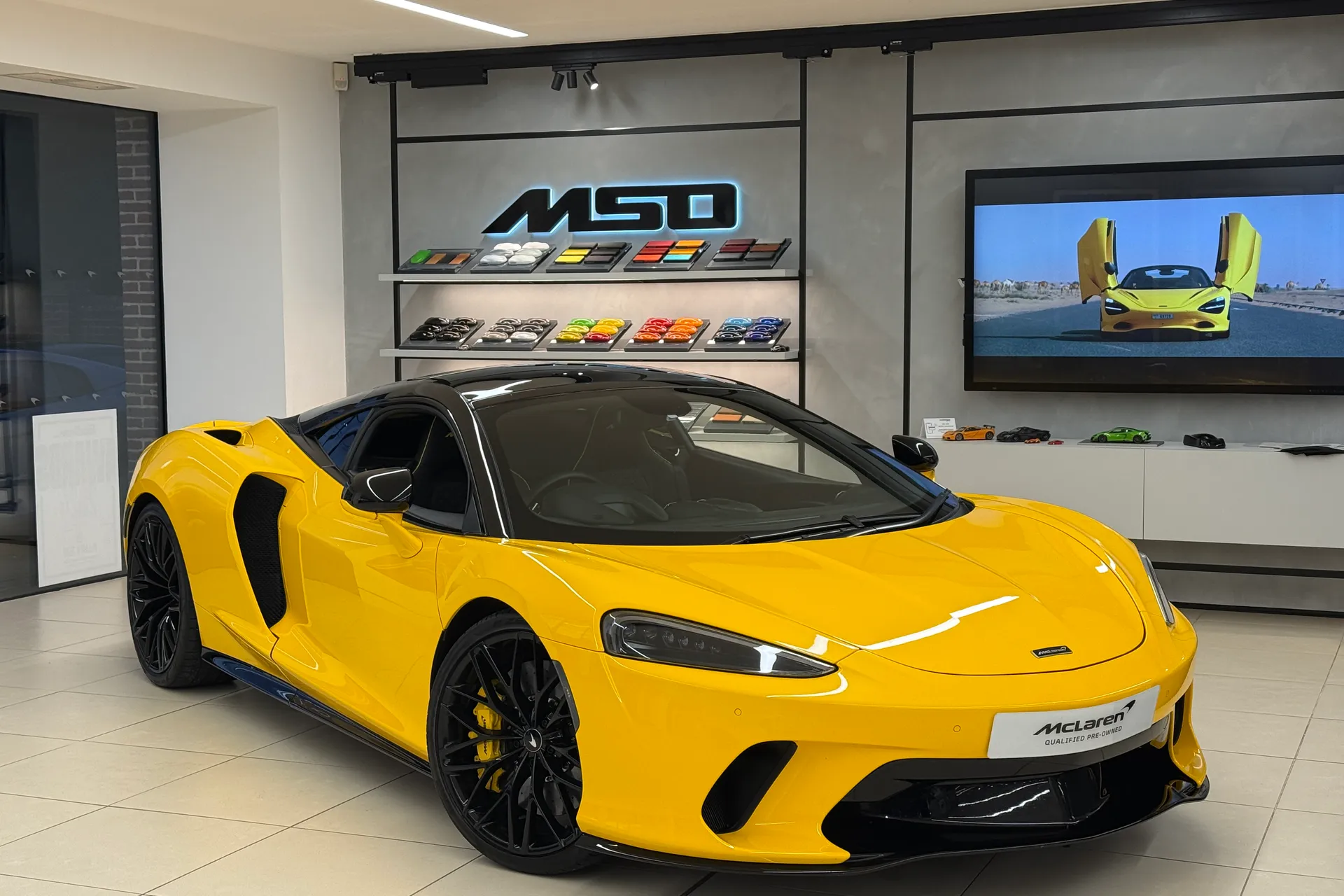 McLaren GT thumbnail image number 34