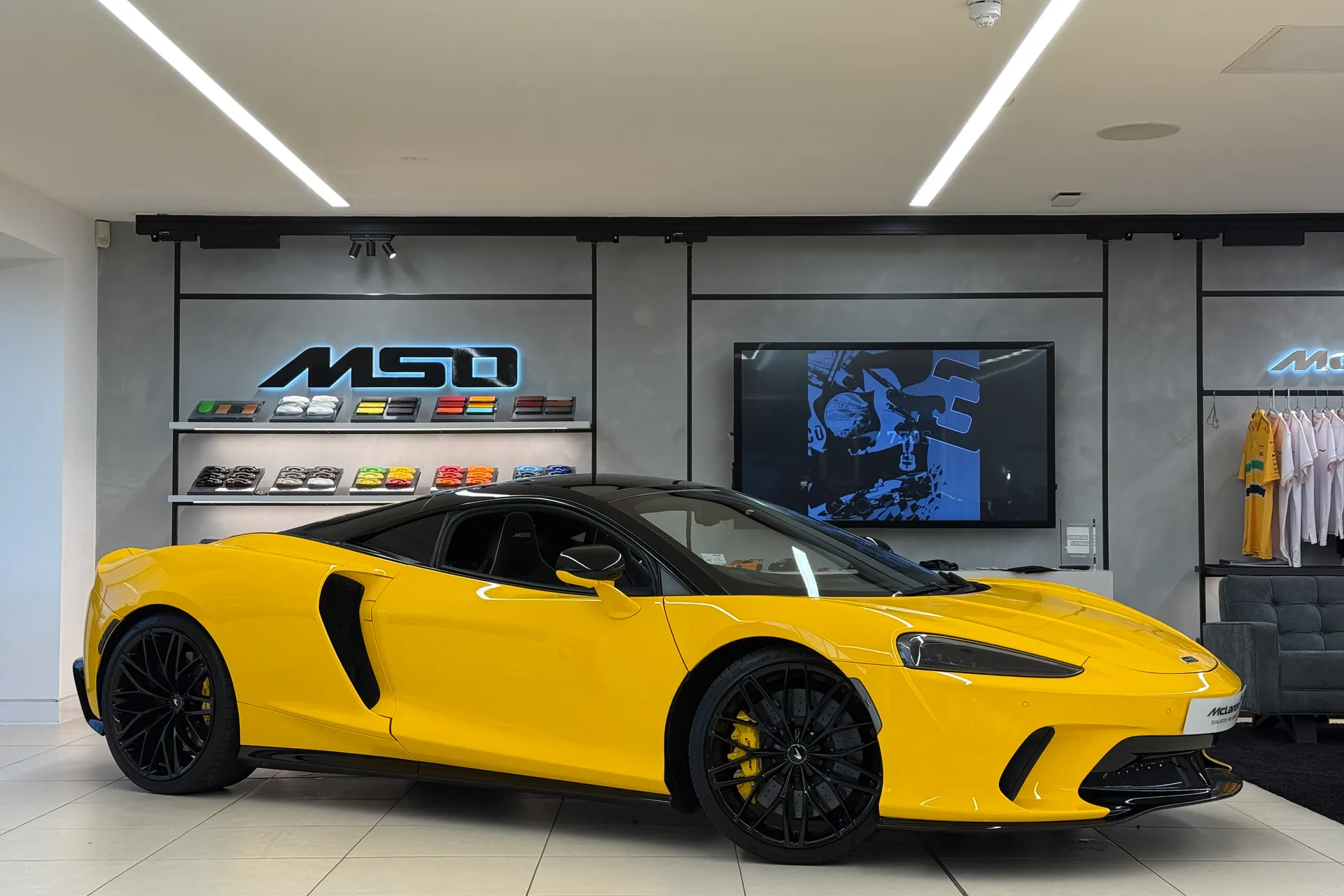 McLaren GT focused image