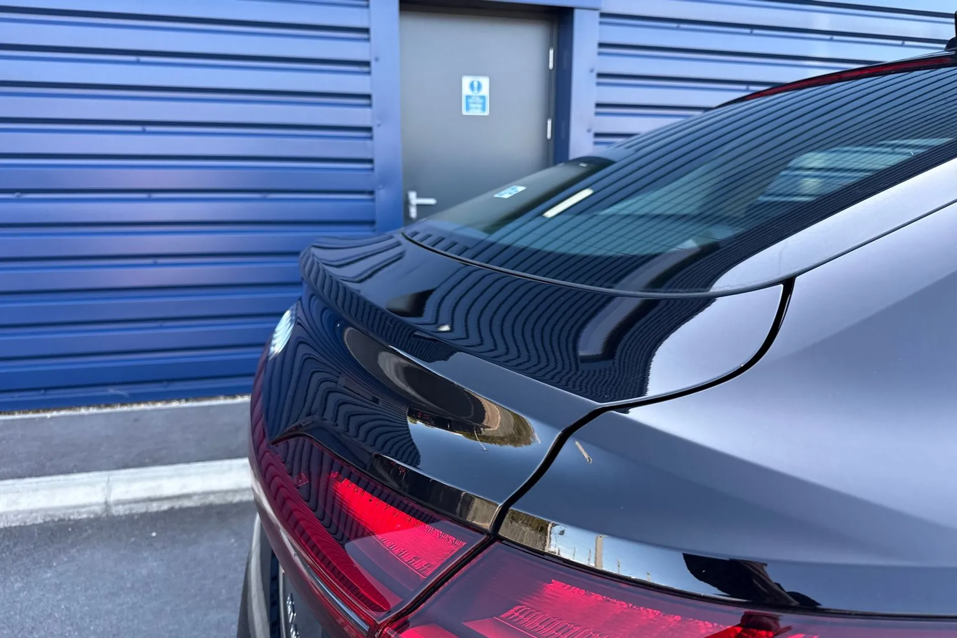 Audi e-tron thumbnail image number 14