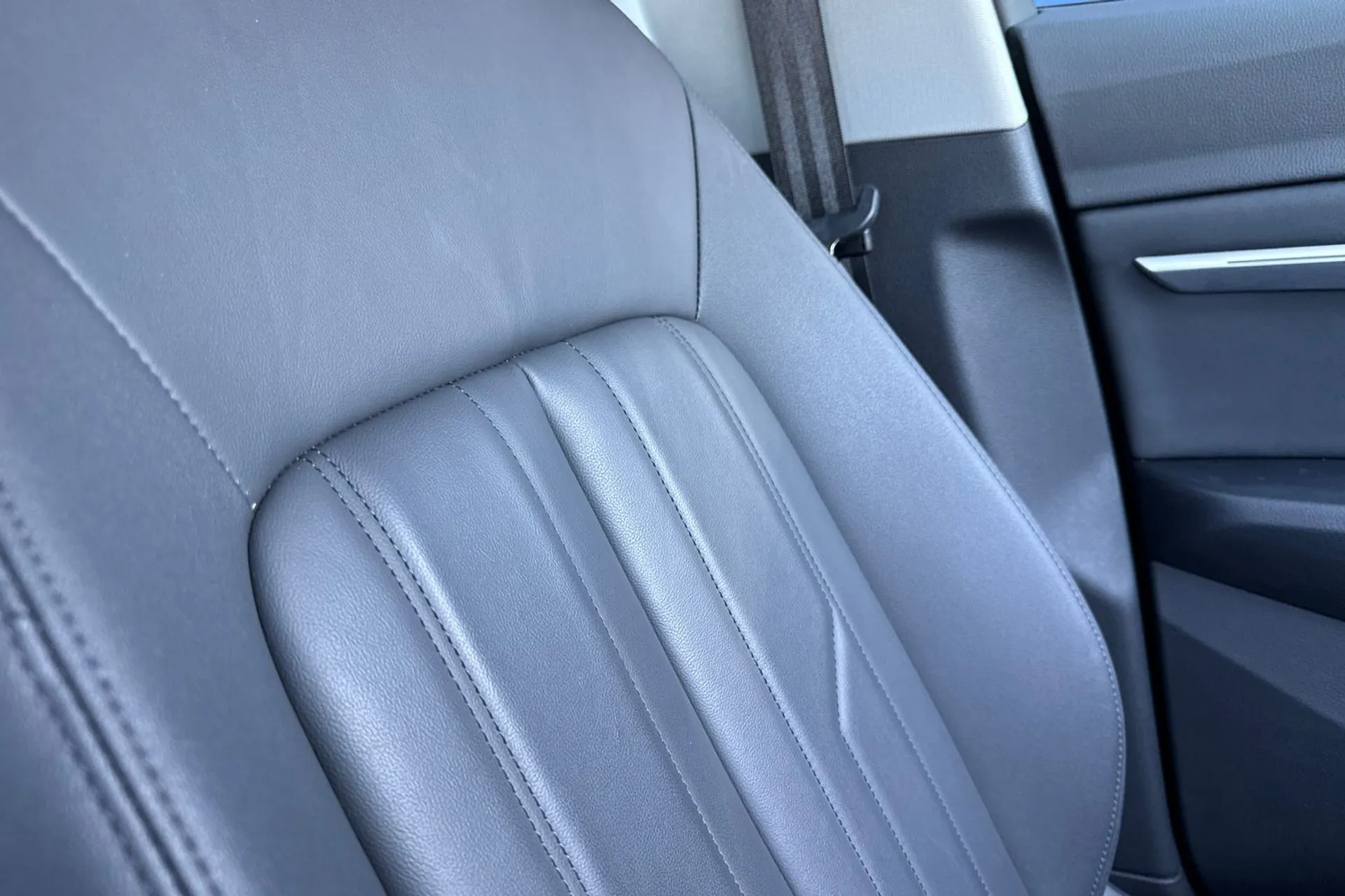 Audi e-tron thumbnail image number 52