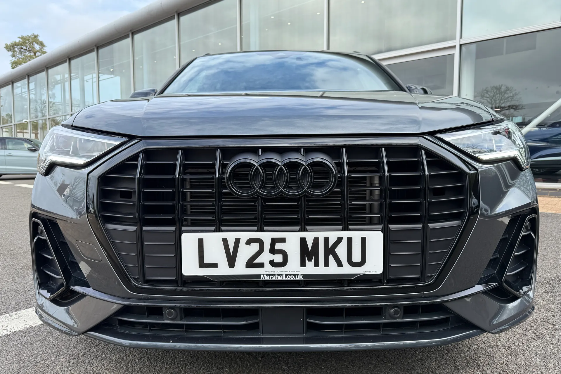 Audi Q3 thumbnail image number 56