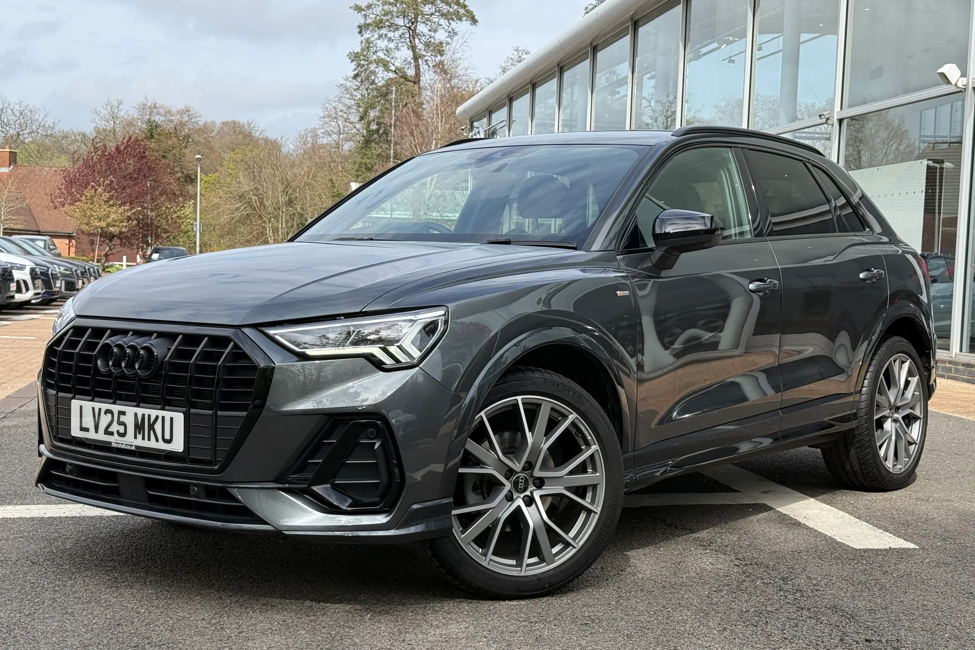 Audi Q3 thumbnail image number 54