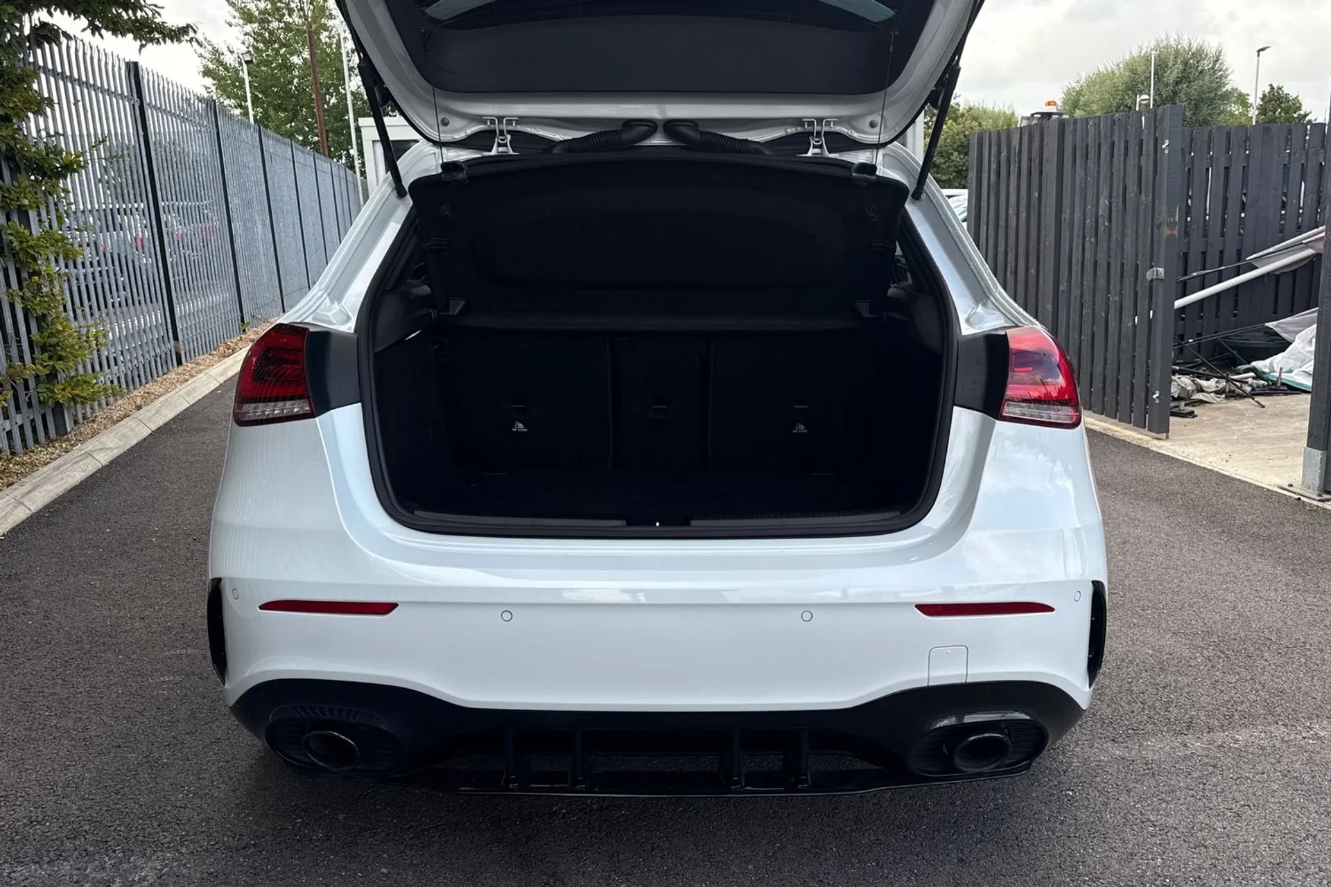 MERCEDES-BENZ A CLASS thumbnail image number 19