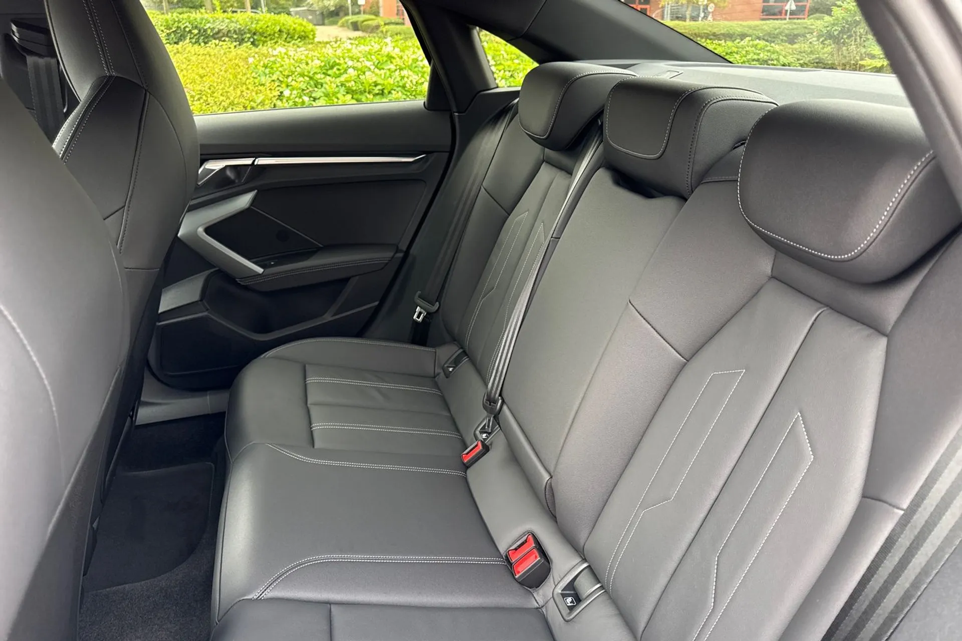 Audi A3 thumbnail image number 32