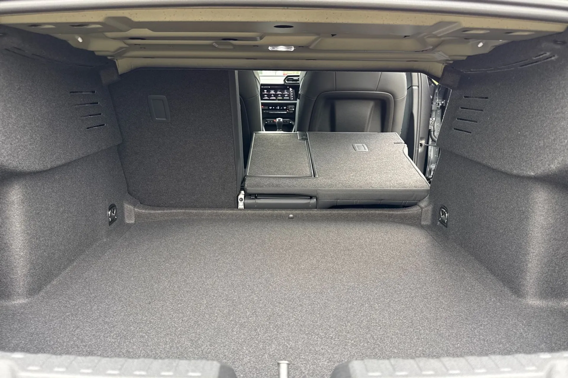 Audi A3 thumbnail image number 20