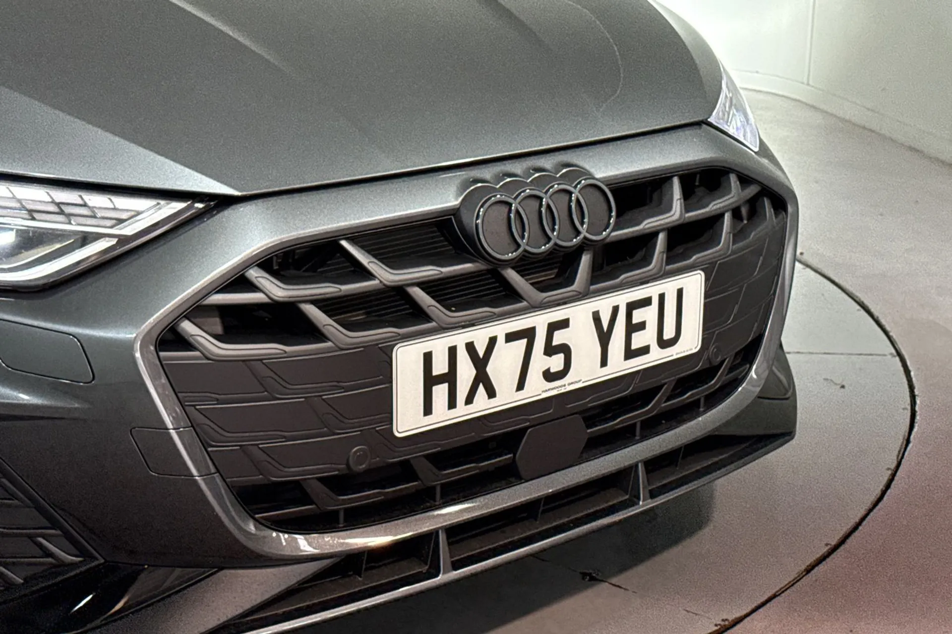 Audi A3 thumbnail image number 9