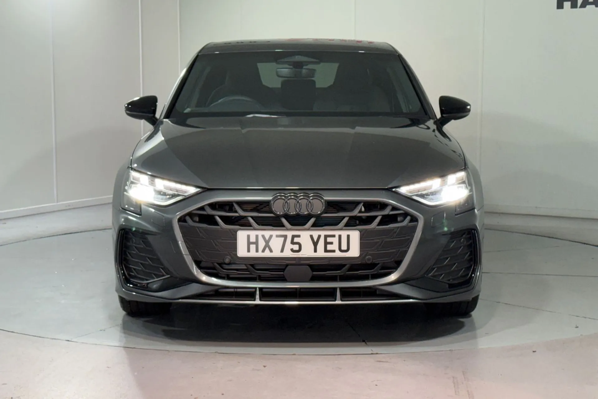 Audi A3 thumbnail image number 6