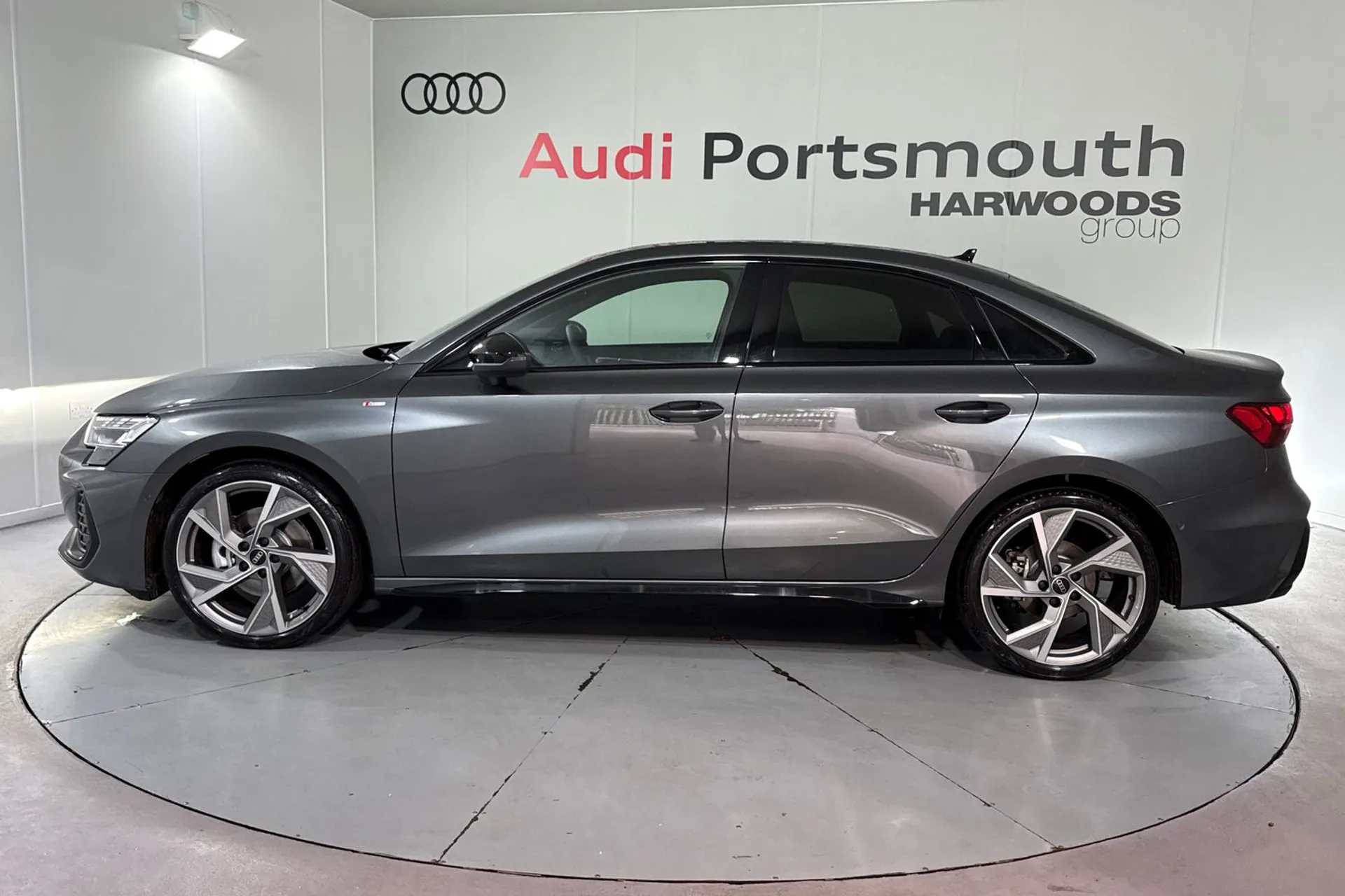 Audi A3 thumbnail image number 11