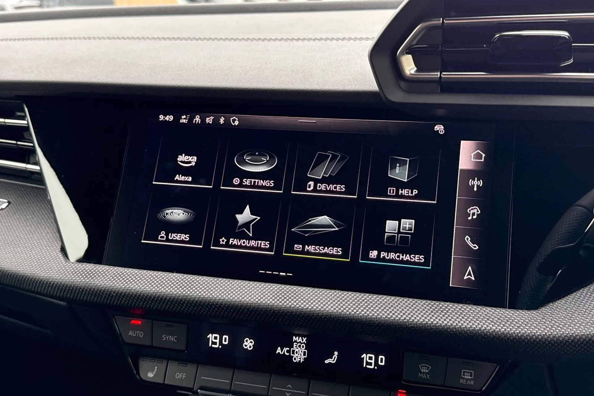 Audi A3 thumbnail image number 37