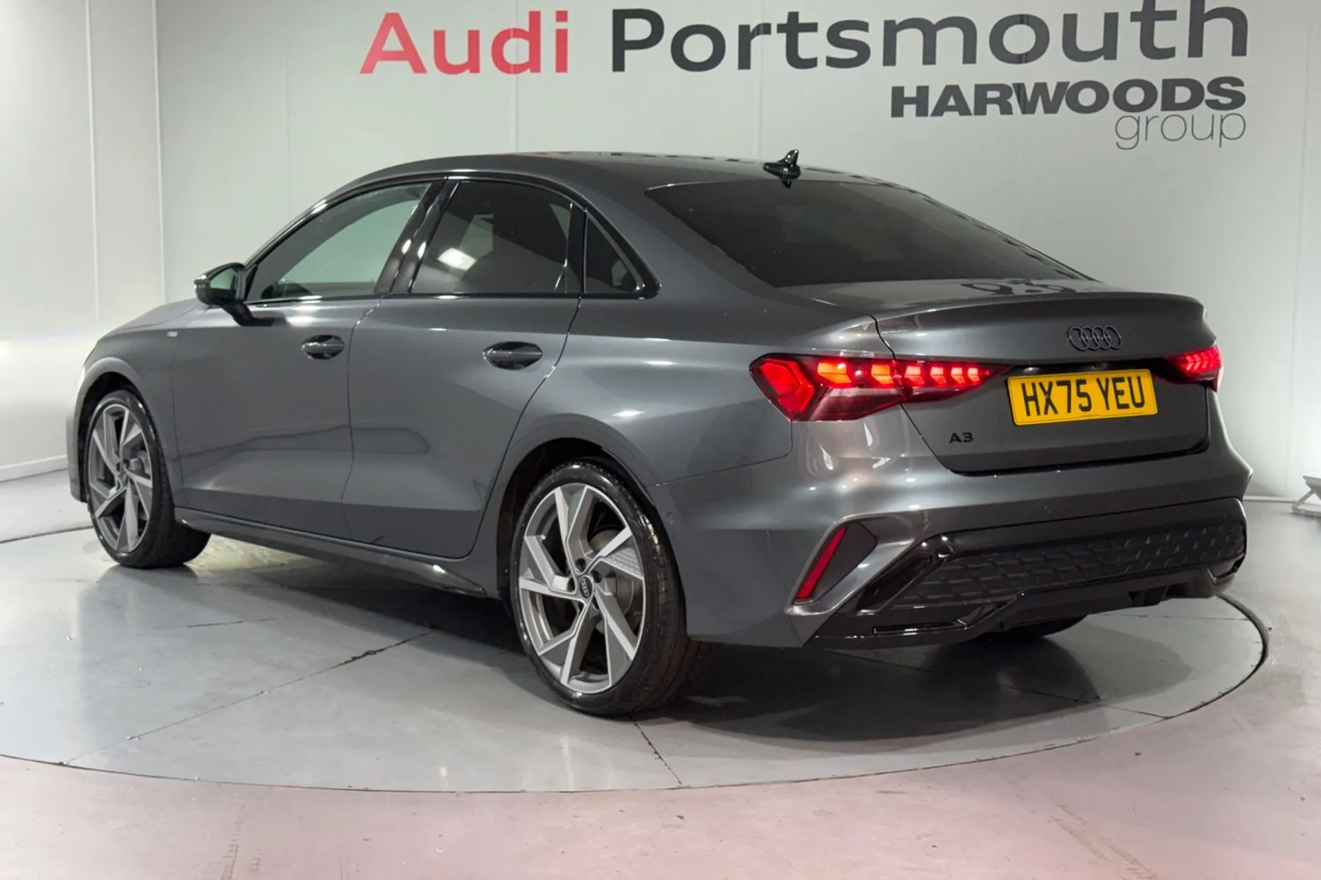 Audi A3 thumbnail image number 7