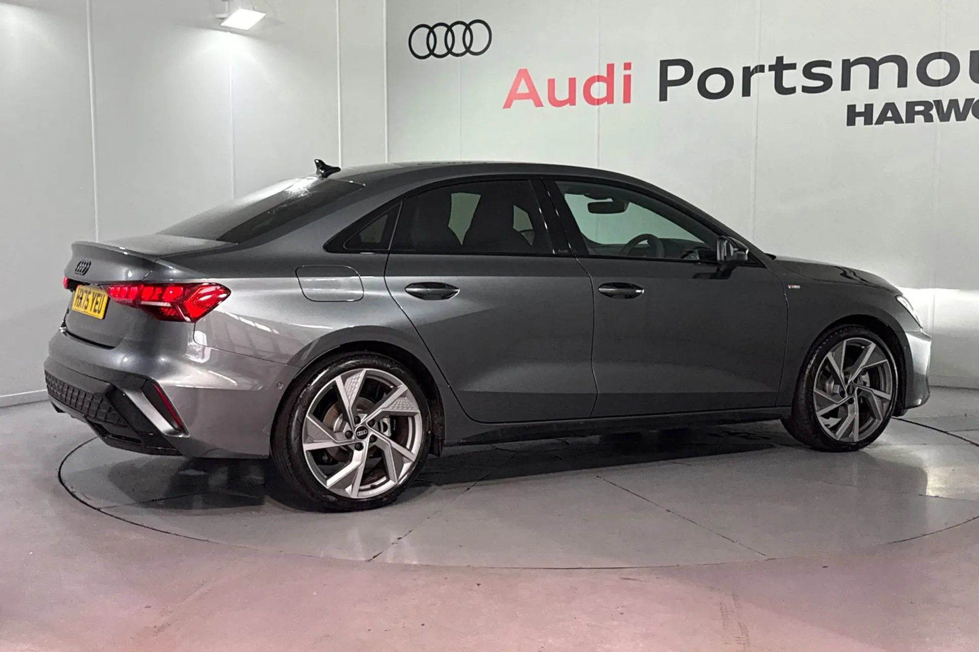 Audi A3 thumbnail image number 10