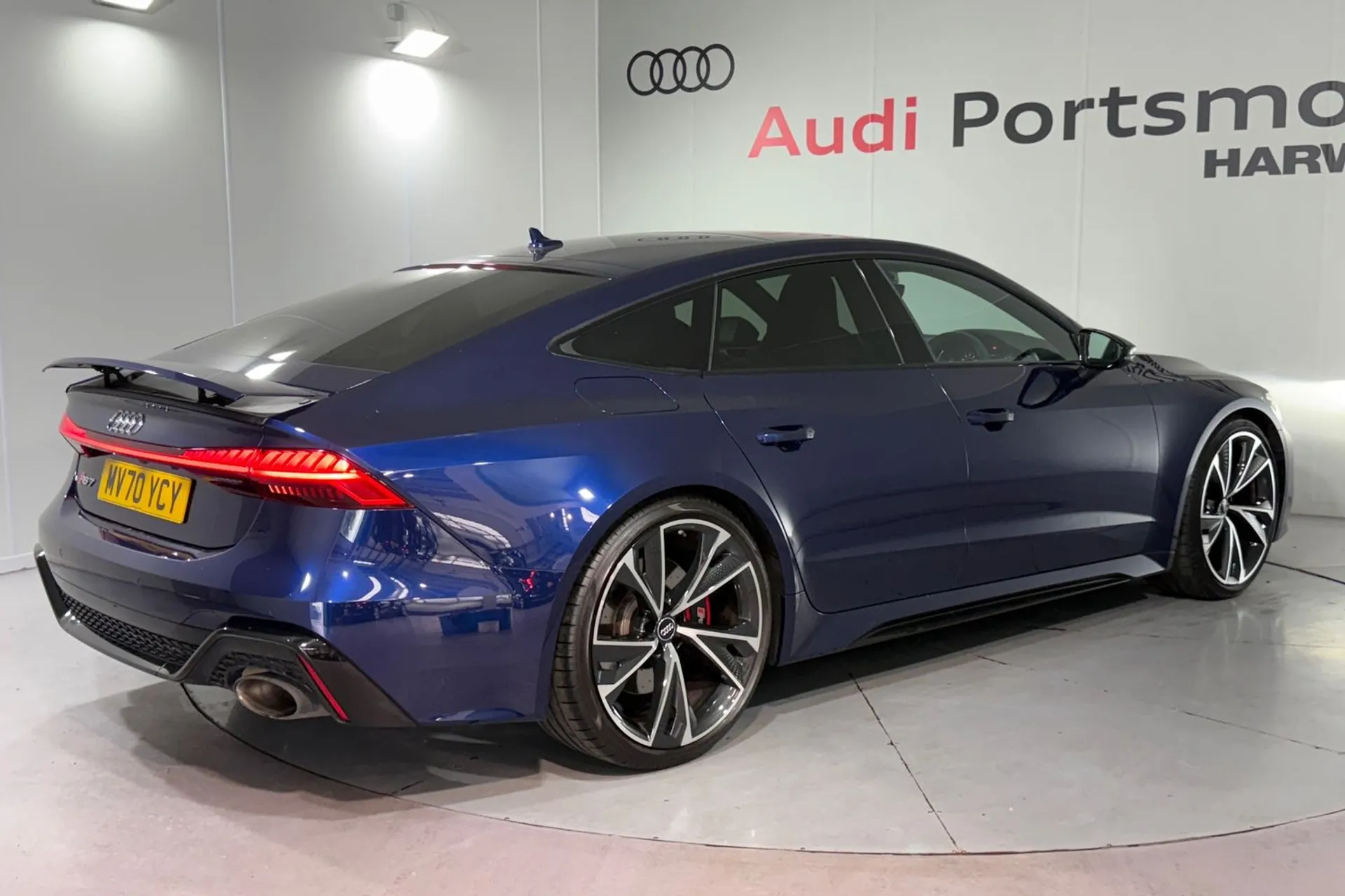 Audi RS 7 thumbnail image number 12