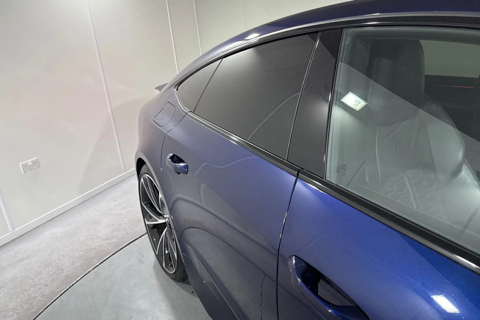 Audi RS 7 thumbnail image number 15