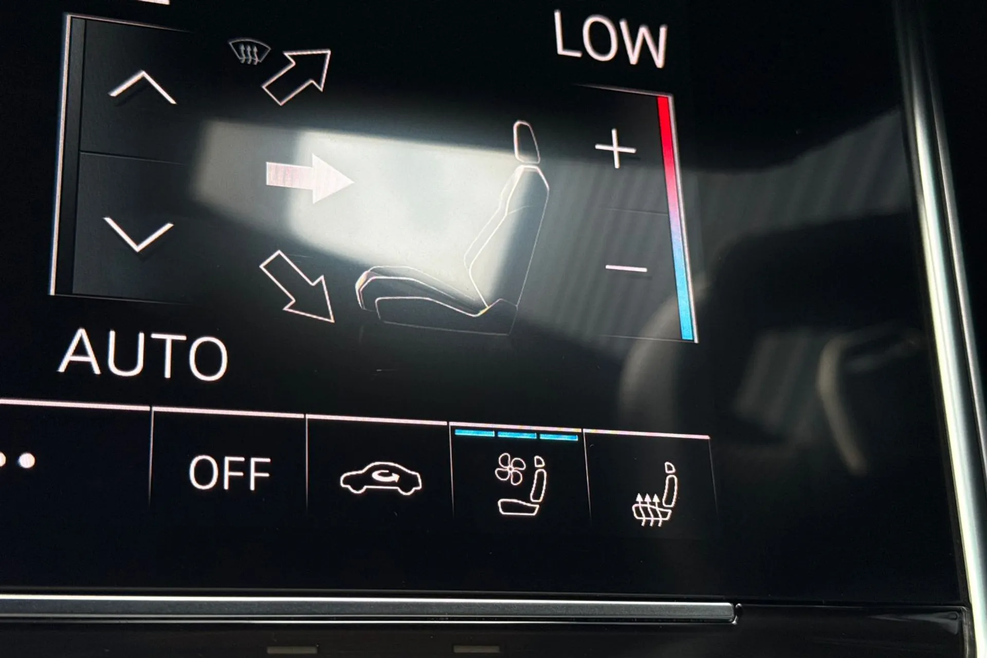 Audi RS 7 thumbnail image number 36