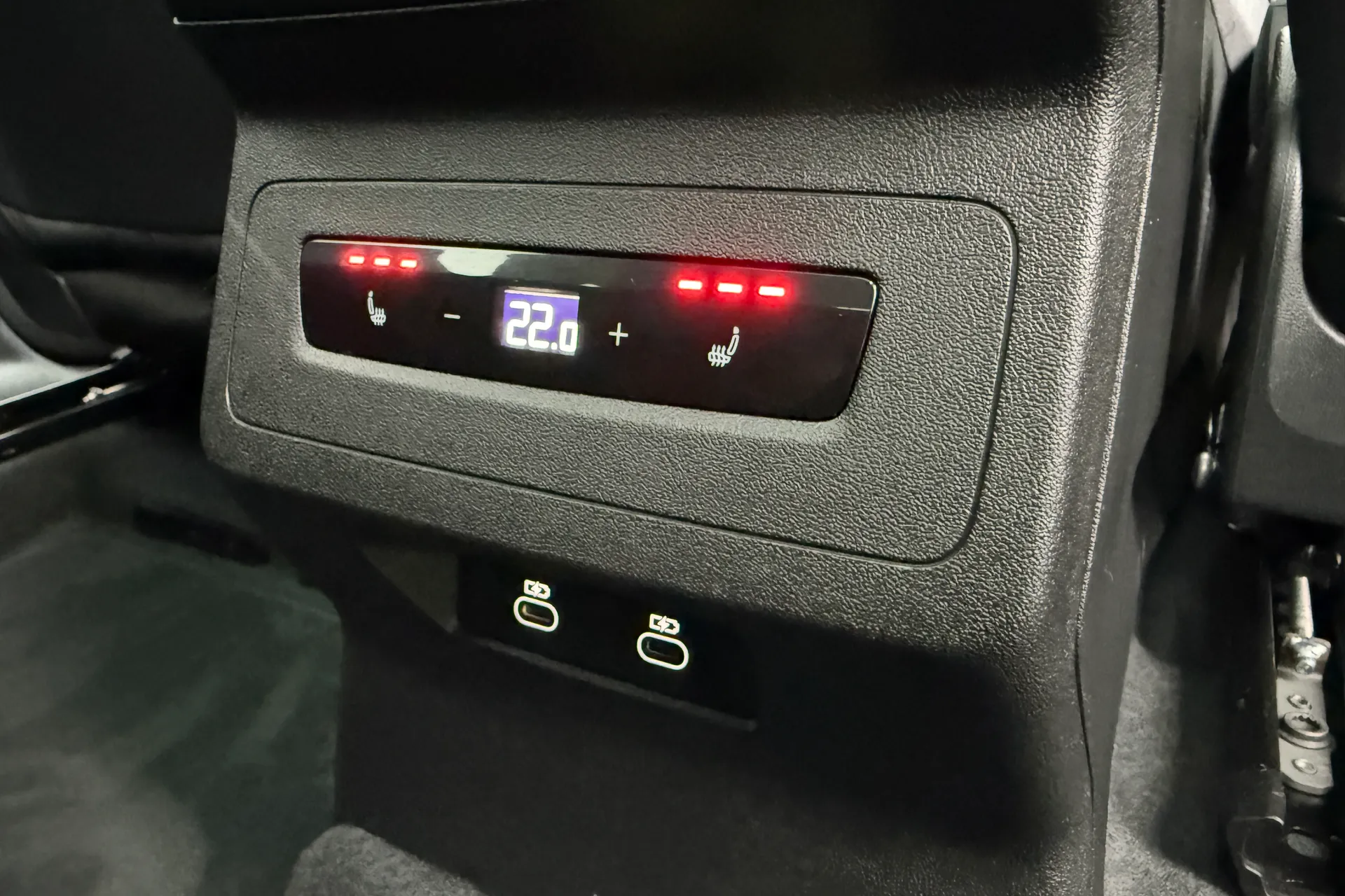 Audi Q6 thumbnail image number 55