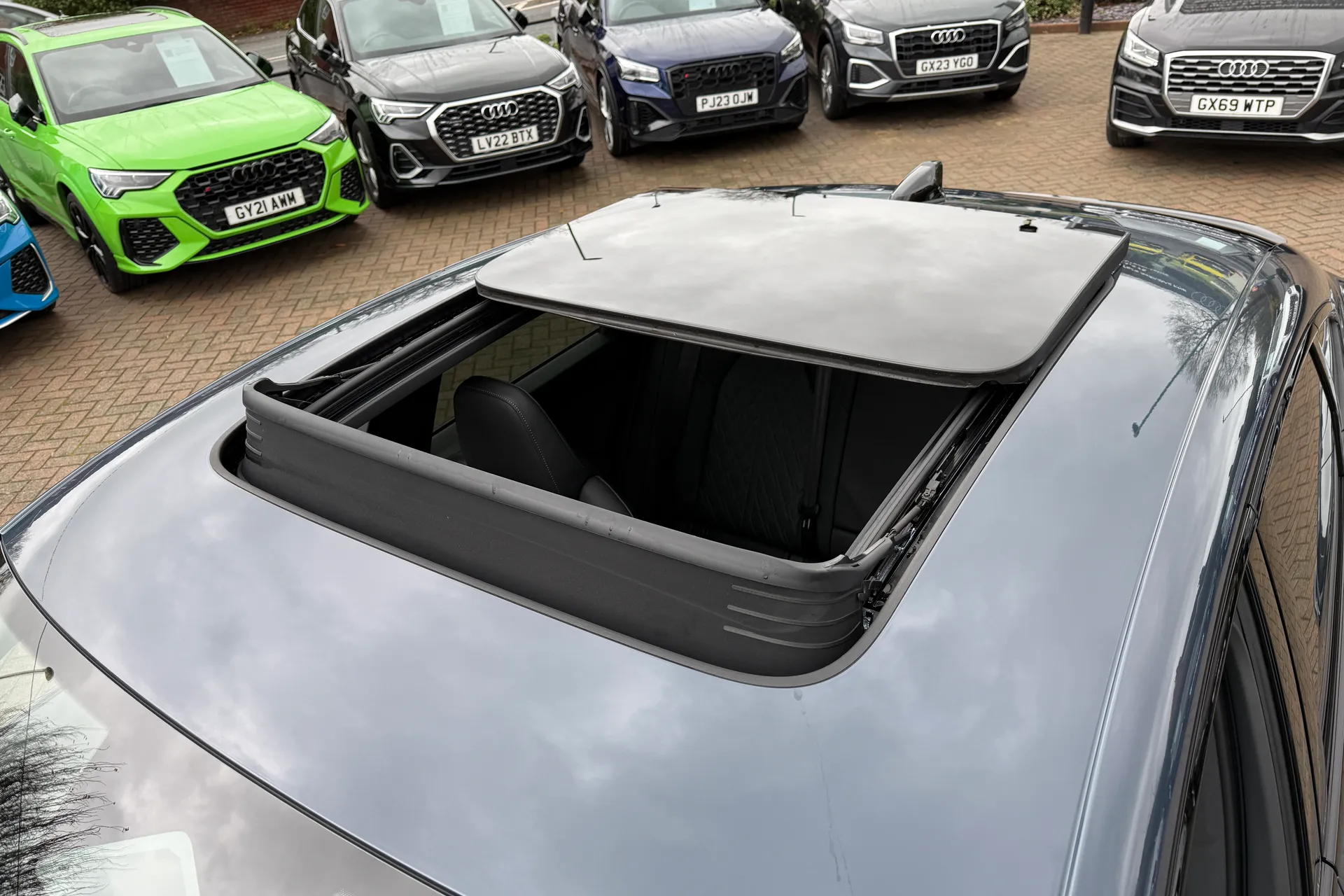 Audi Q6 thumbnail image number 8