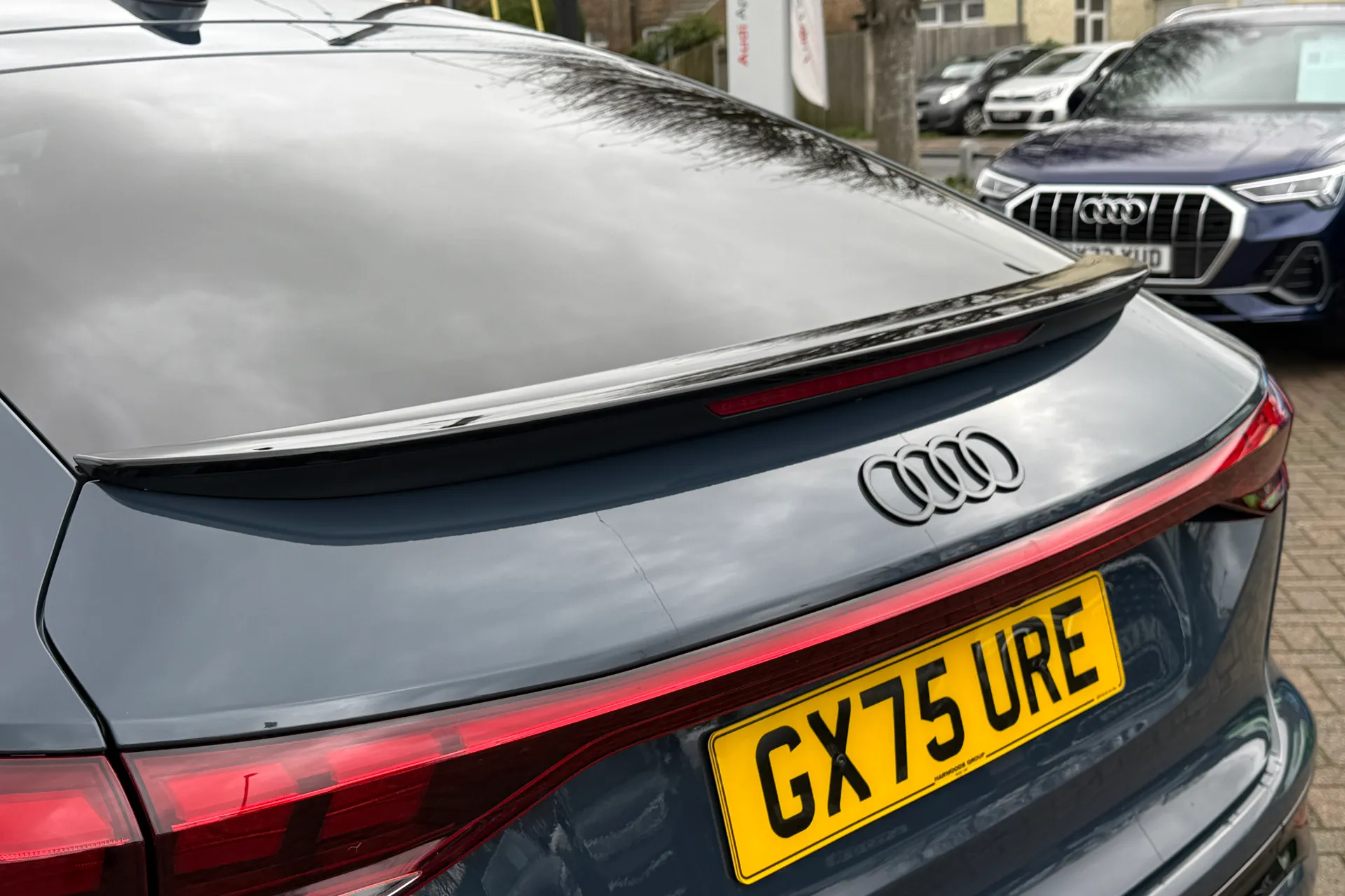 Audi Q6 thumbnail image number 60