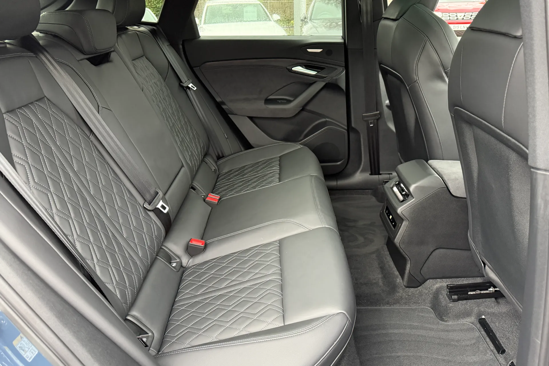 Audi Q6 thumbnail image number 52