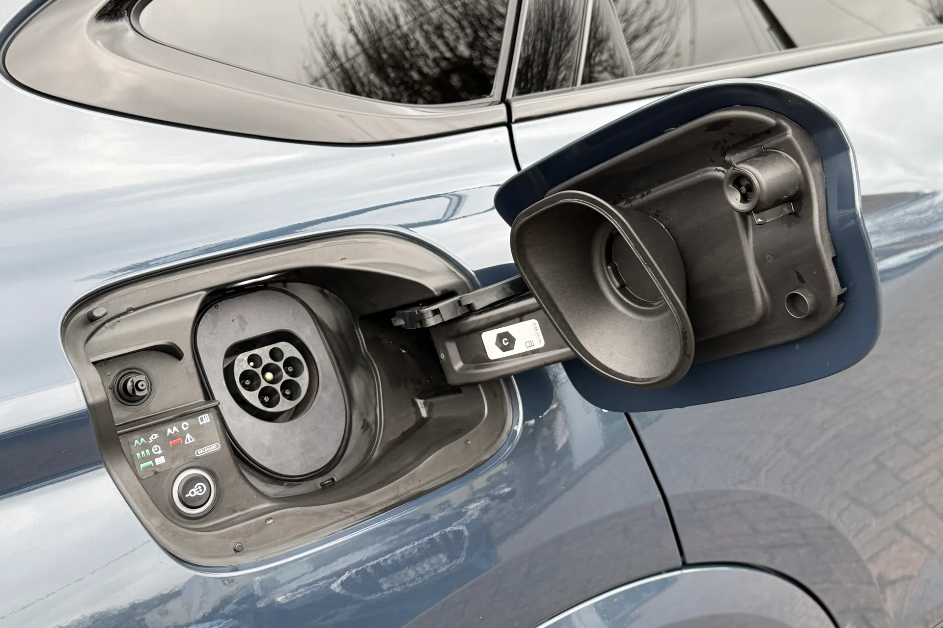 Audi Q6 thumbnail image number 61