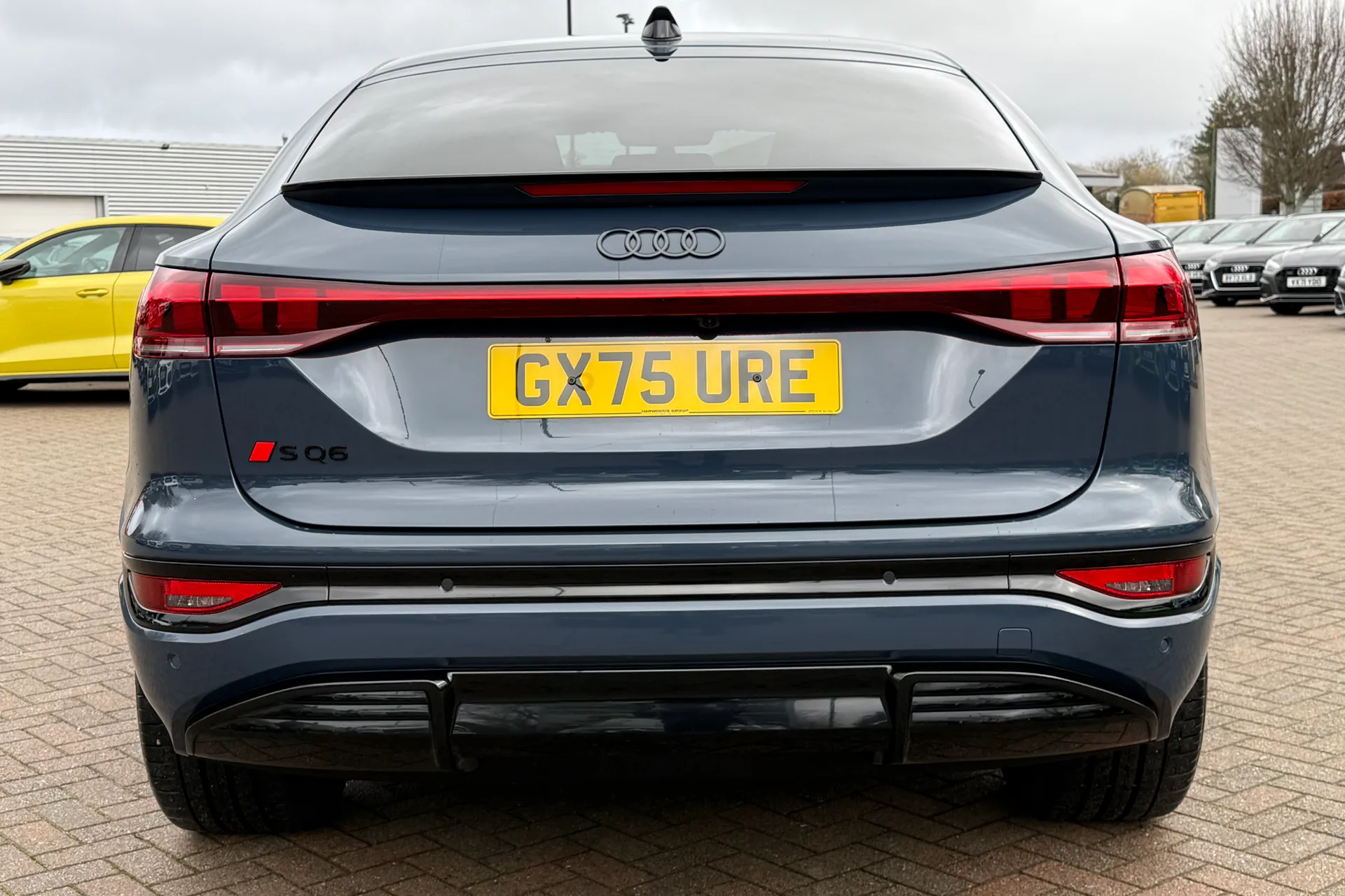 Audi Q6 thumbnail image number 37