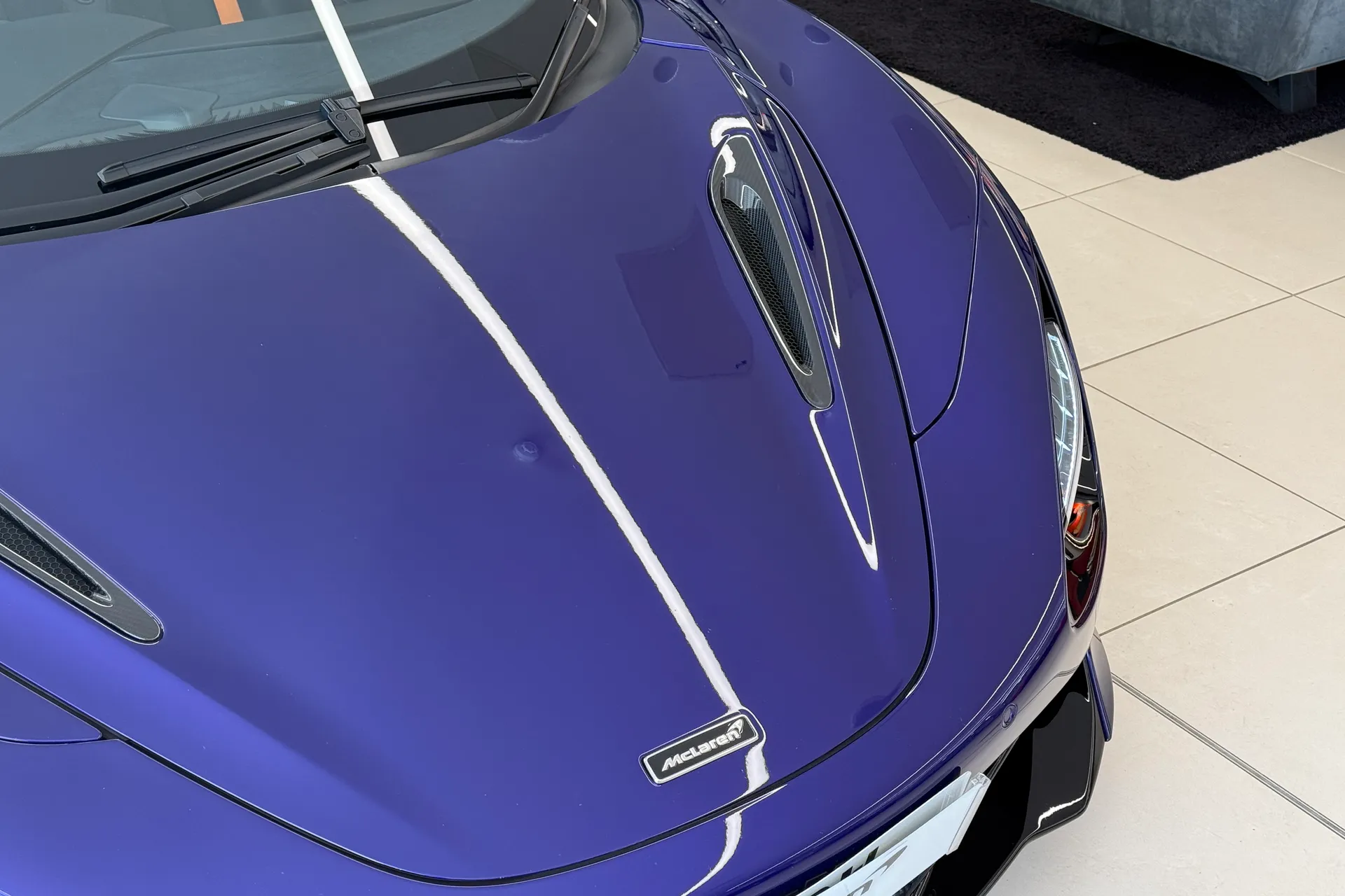 McLaren 720 thumbnail image number 42