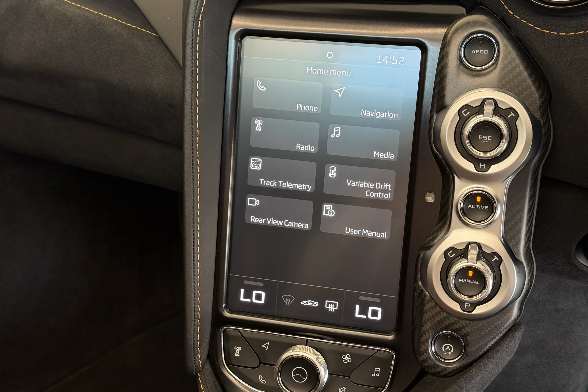 McLaren 720 thumbnail image number 23