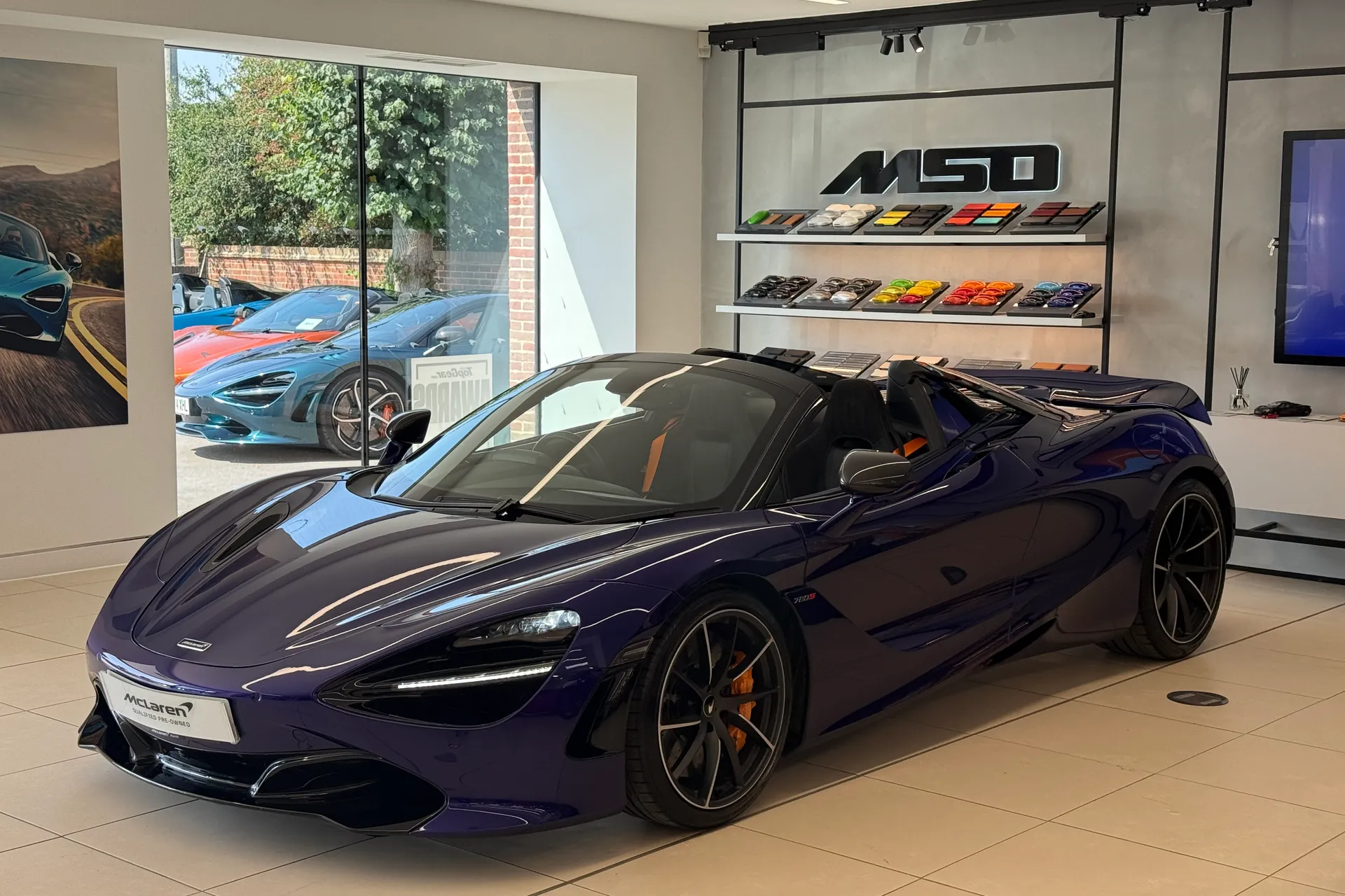 McLaren 720 thumbnail image number 39