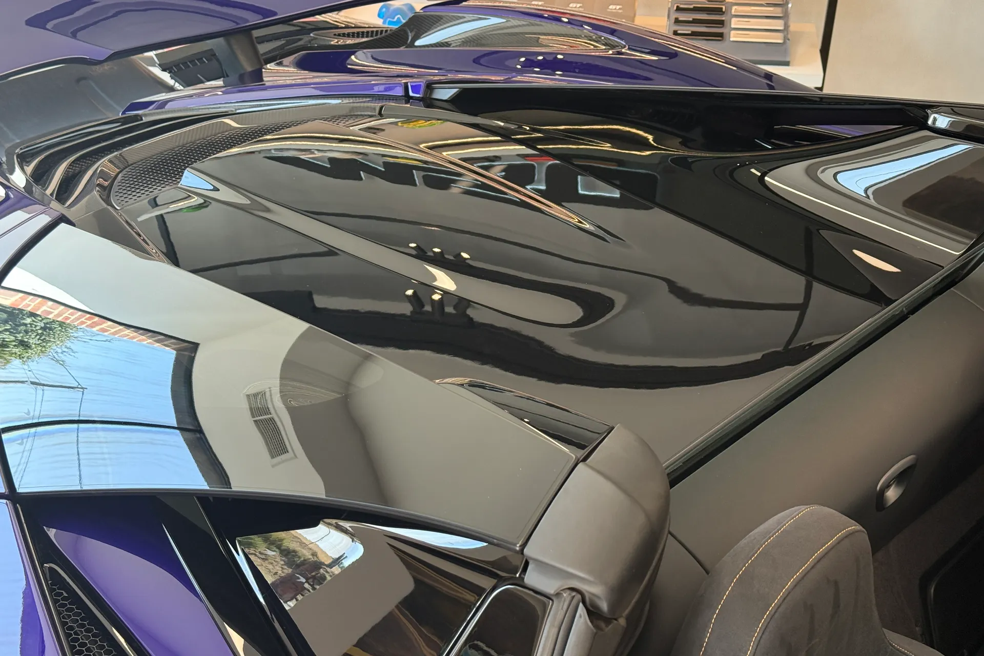 McLaren 720 thumbnail image number 33