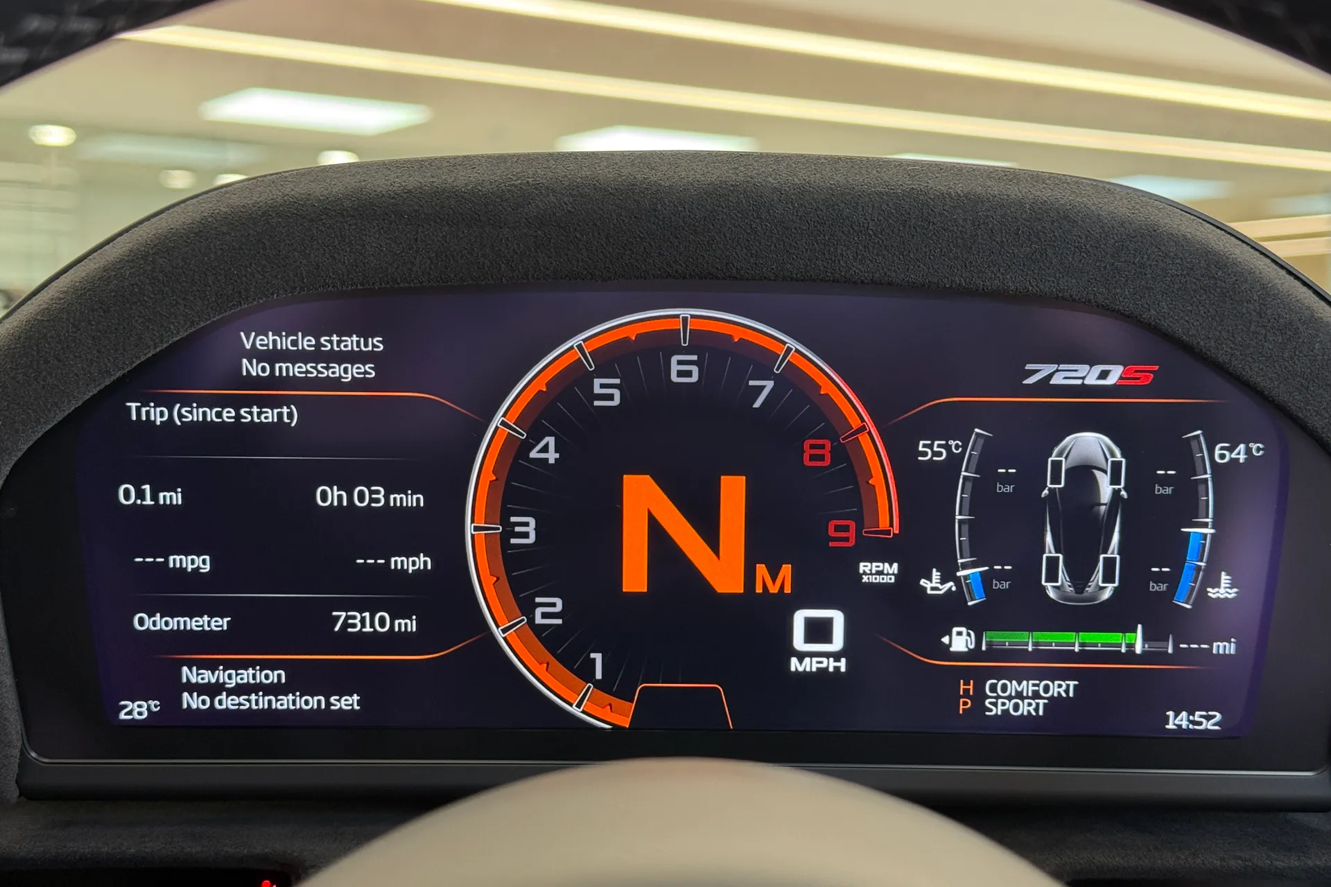 McLaren 720 thumbnail image number 20