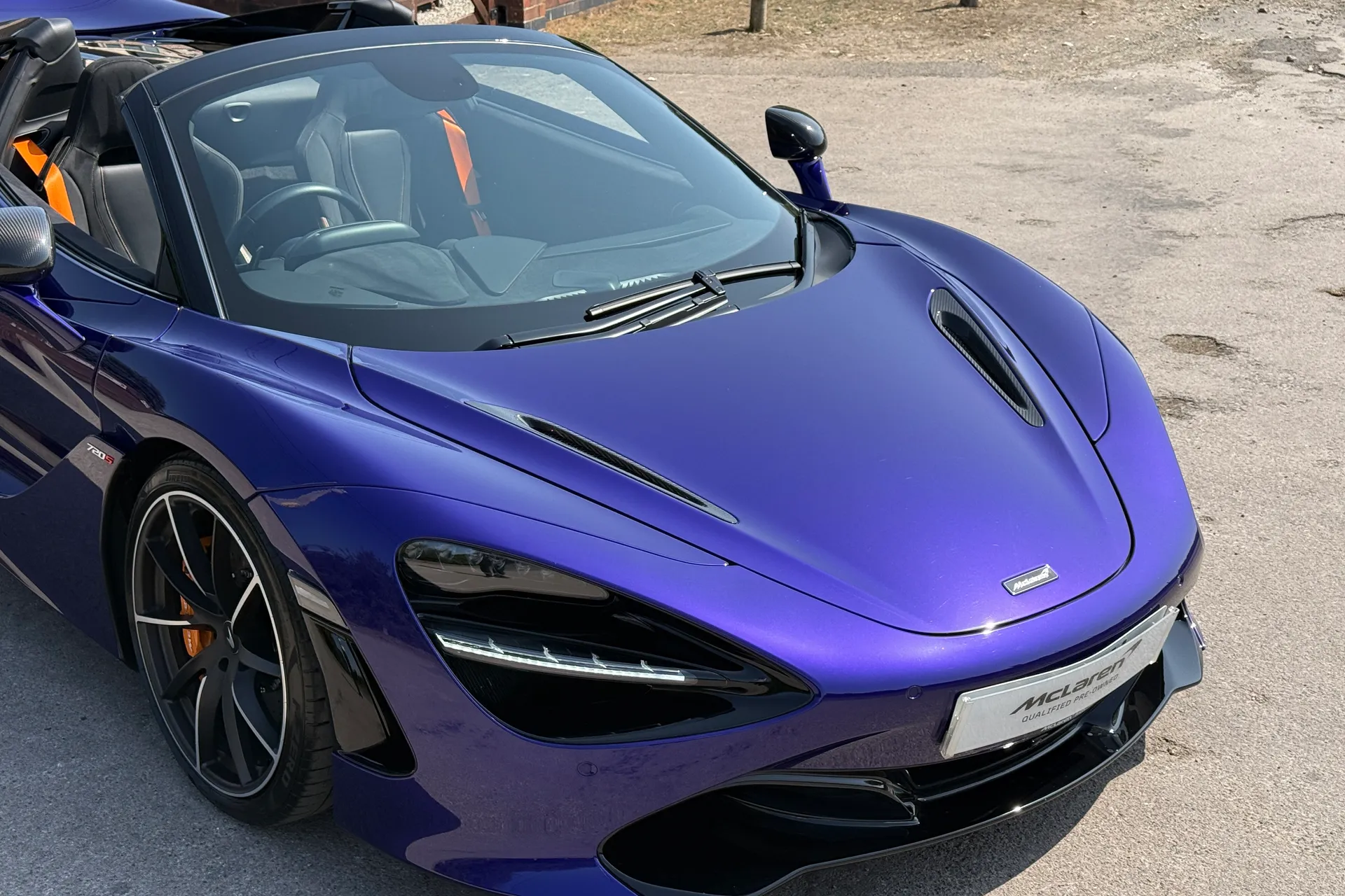 McLaren 720 thumbnail image number 51