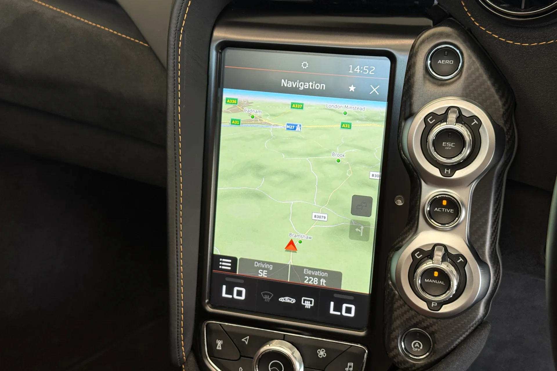 McLaren 720 thumbnail image number 24