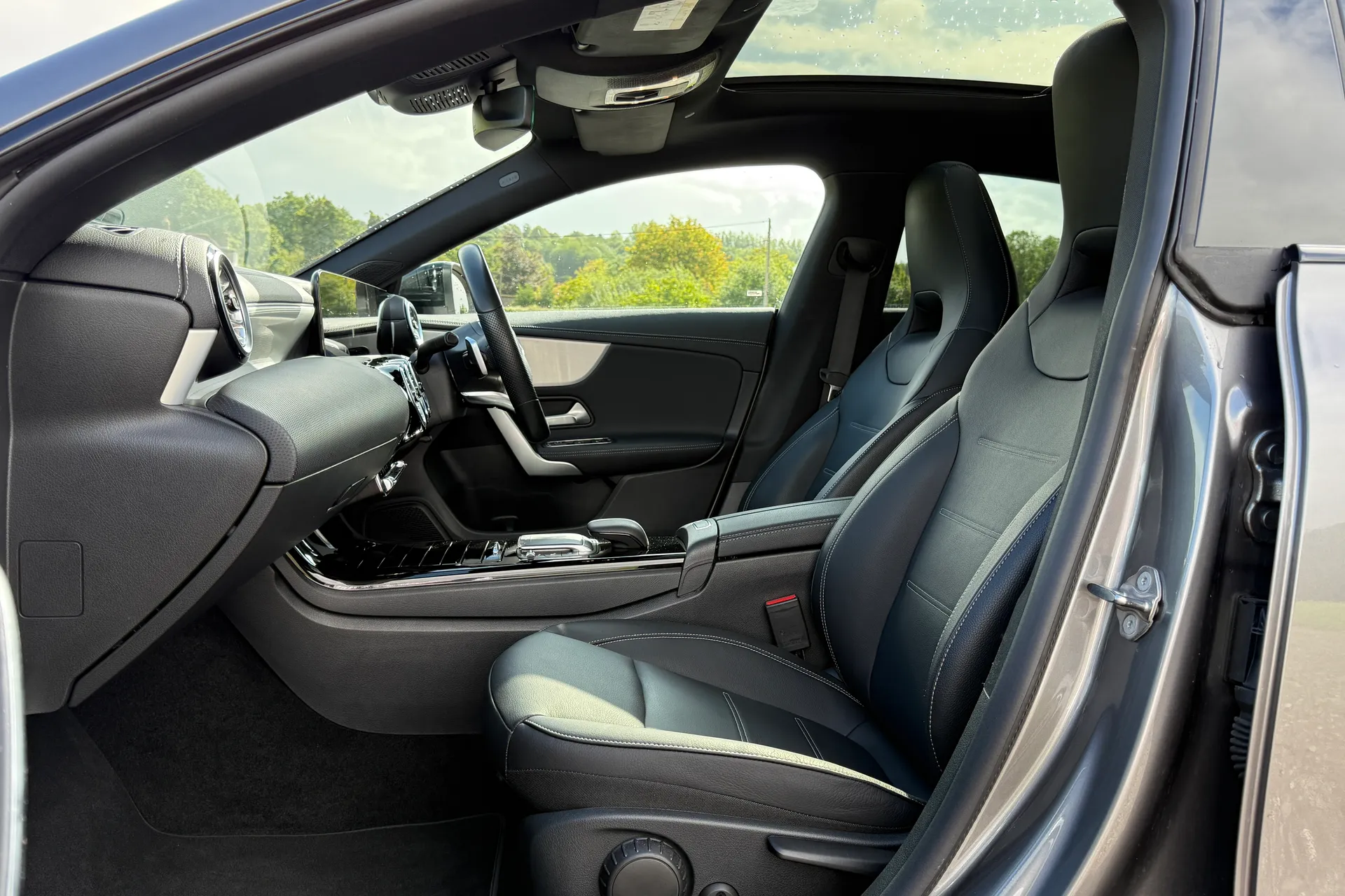 MERCEDES-BENZ CLA thumbnail image number 29