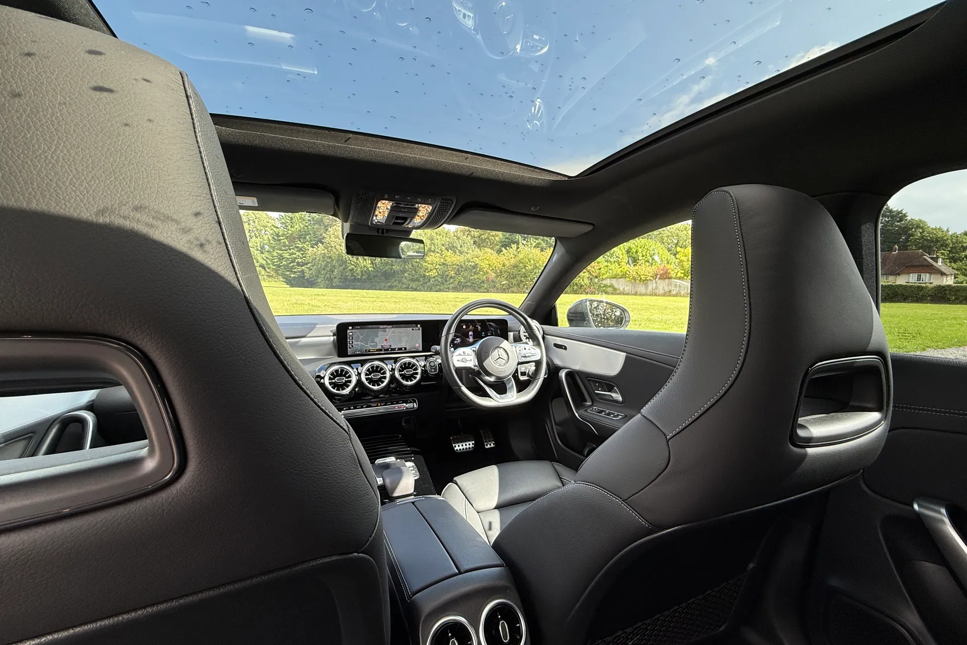 MERCEDES-BENZ CLA thumbnail image number 4