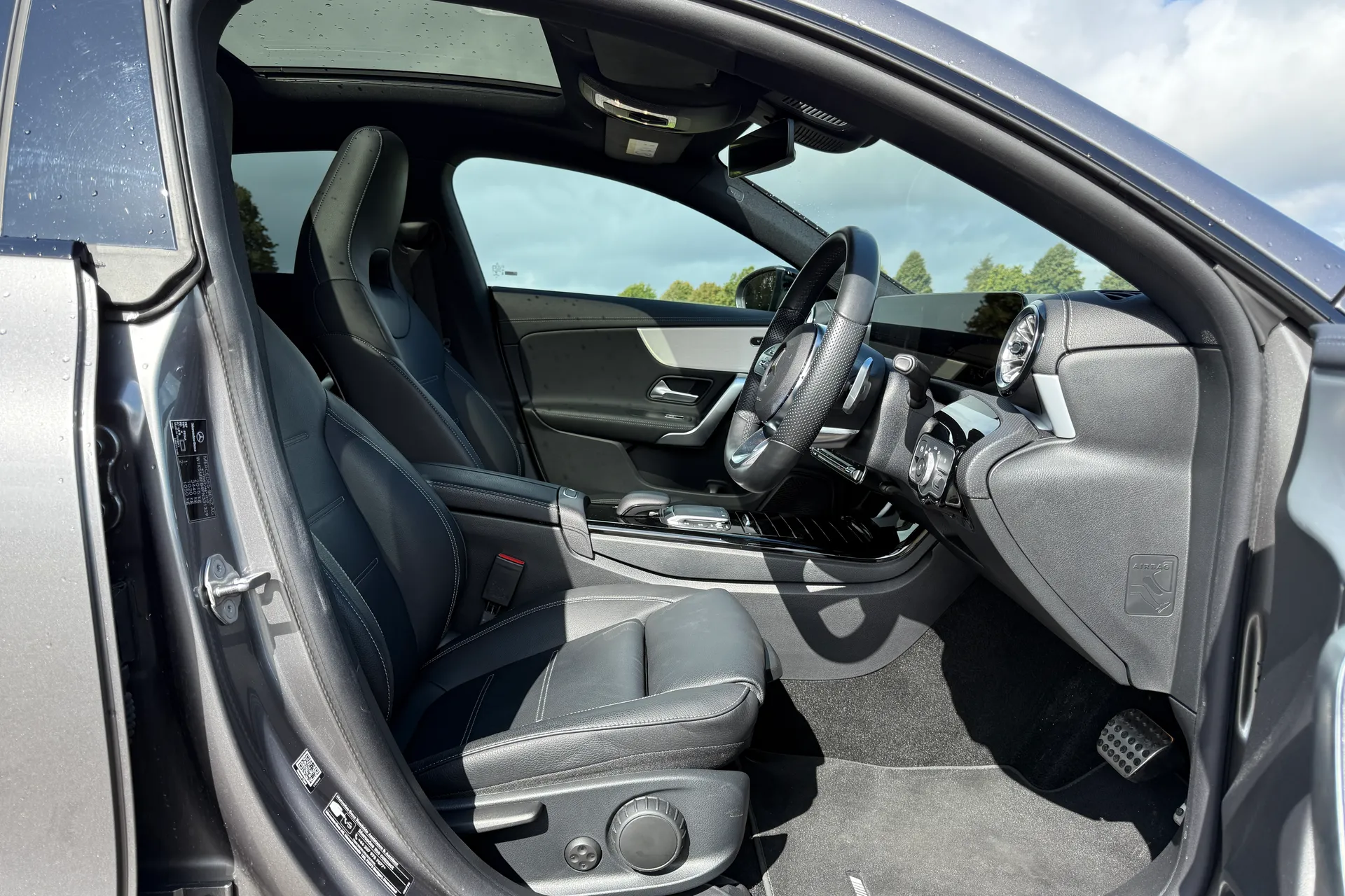 MERCEDES-BENZ CLA thumbnail image number 26