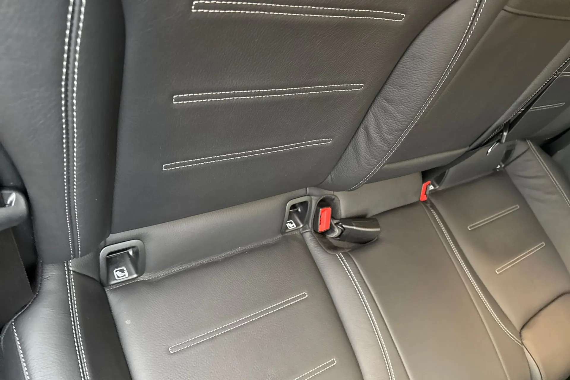 MERCEDES-BENZ CLA thumbnail image number 26