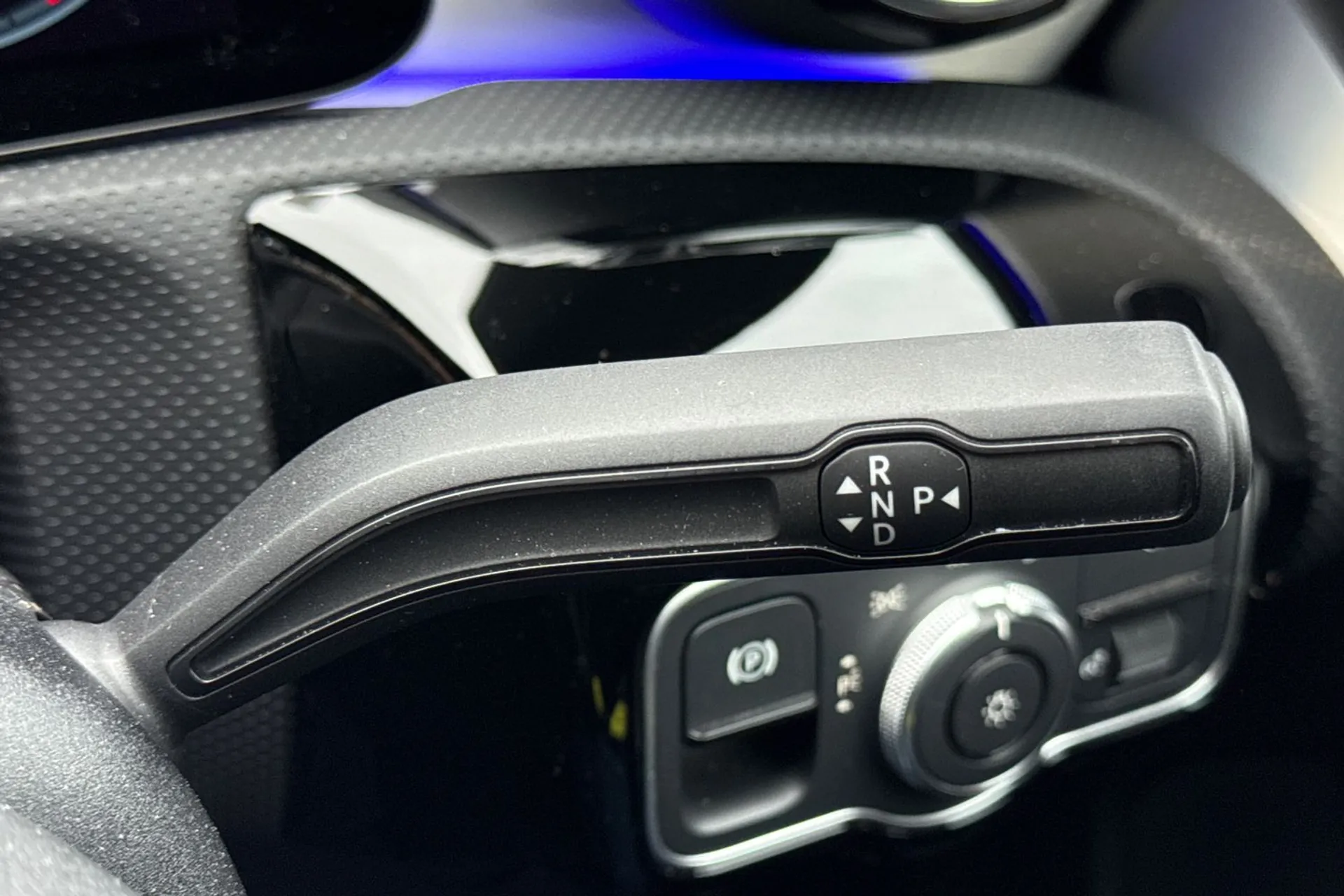 MERCEDES-BENZ CLA thumbnail image number 60