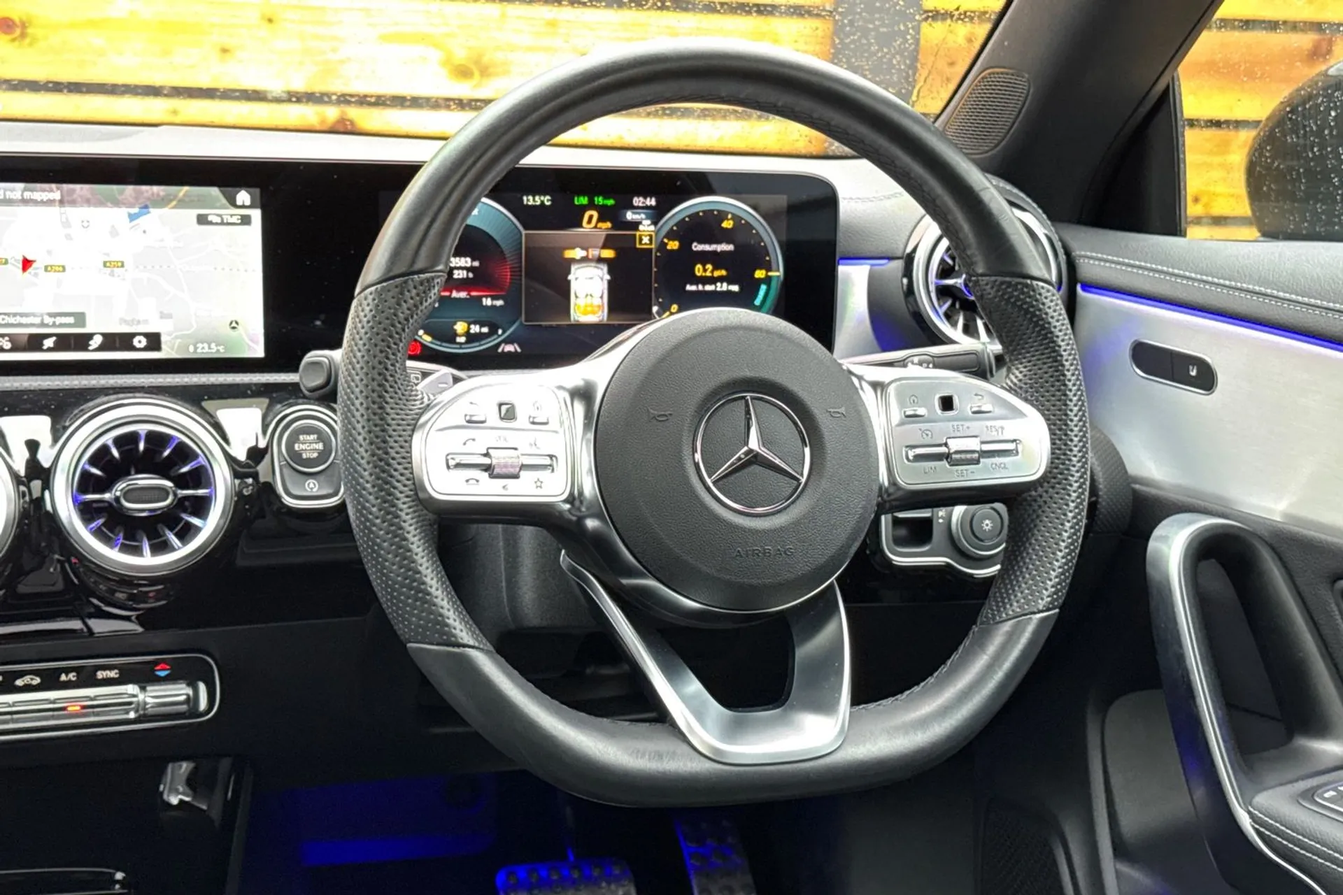 MERCEDES-BENZ CLA thumbnail image number 36