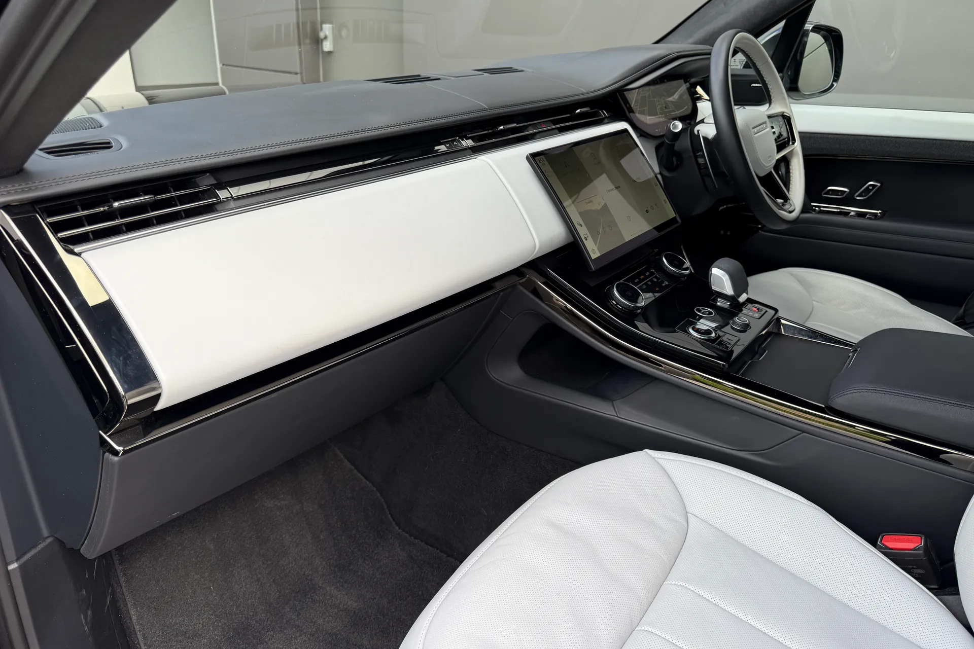 LAND ROVER RANGE ROVER SPORT thumbnail image number 42