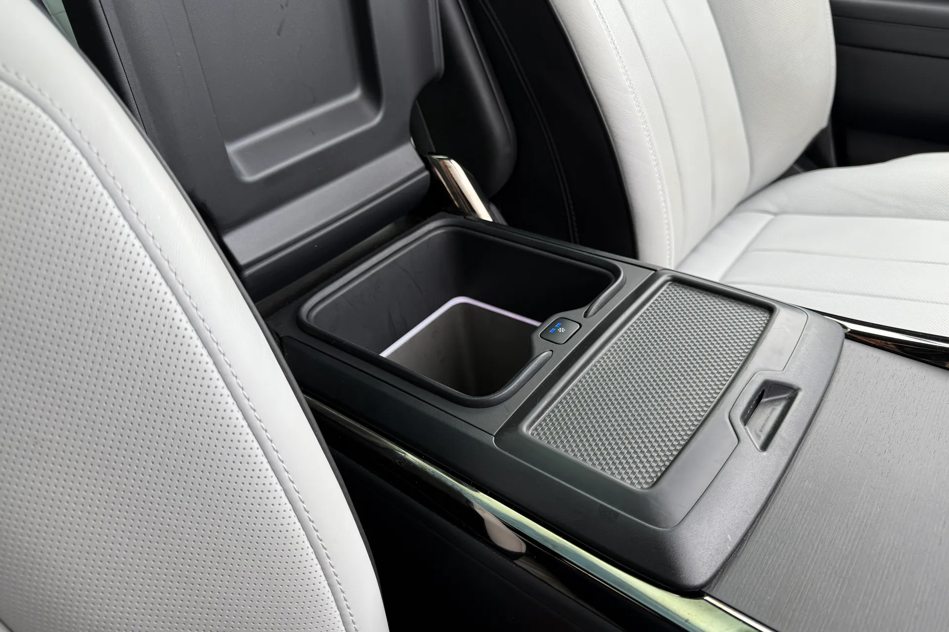 LAND ROVER RANGE ROVER SPORT thumbnail image number 41