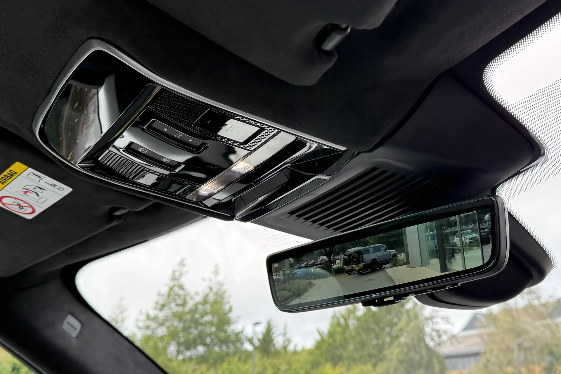 LAND ROVER RANGE ROVER SPORT thumbnail image number 26