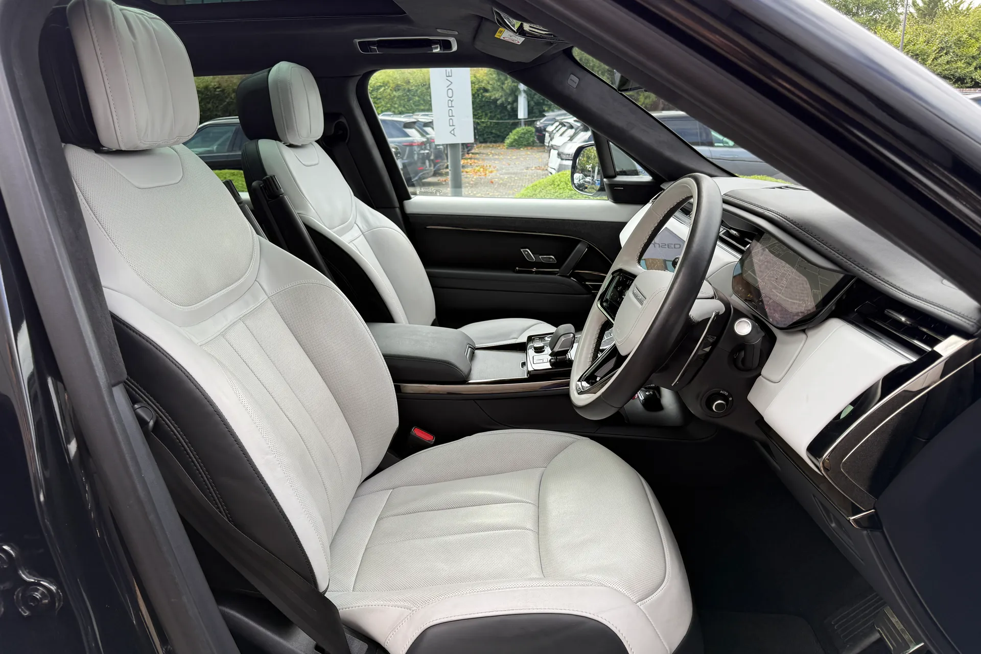 LAND ROVER RANGE ROVER SPORT thumbnail image number 38