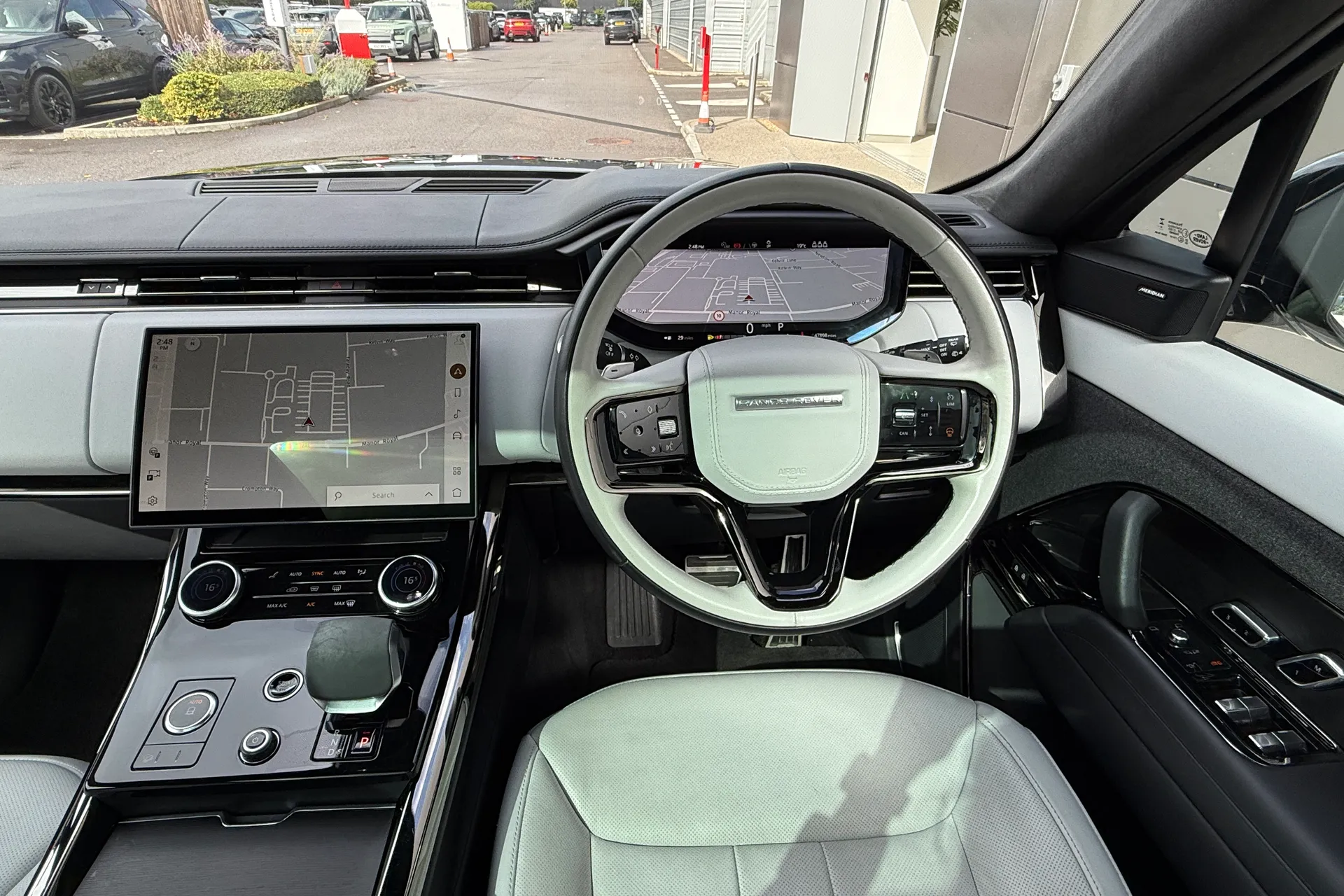 LAND ROVER RANGE ROVER SPORT thumbnail image number 28