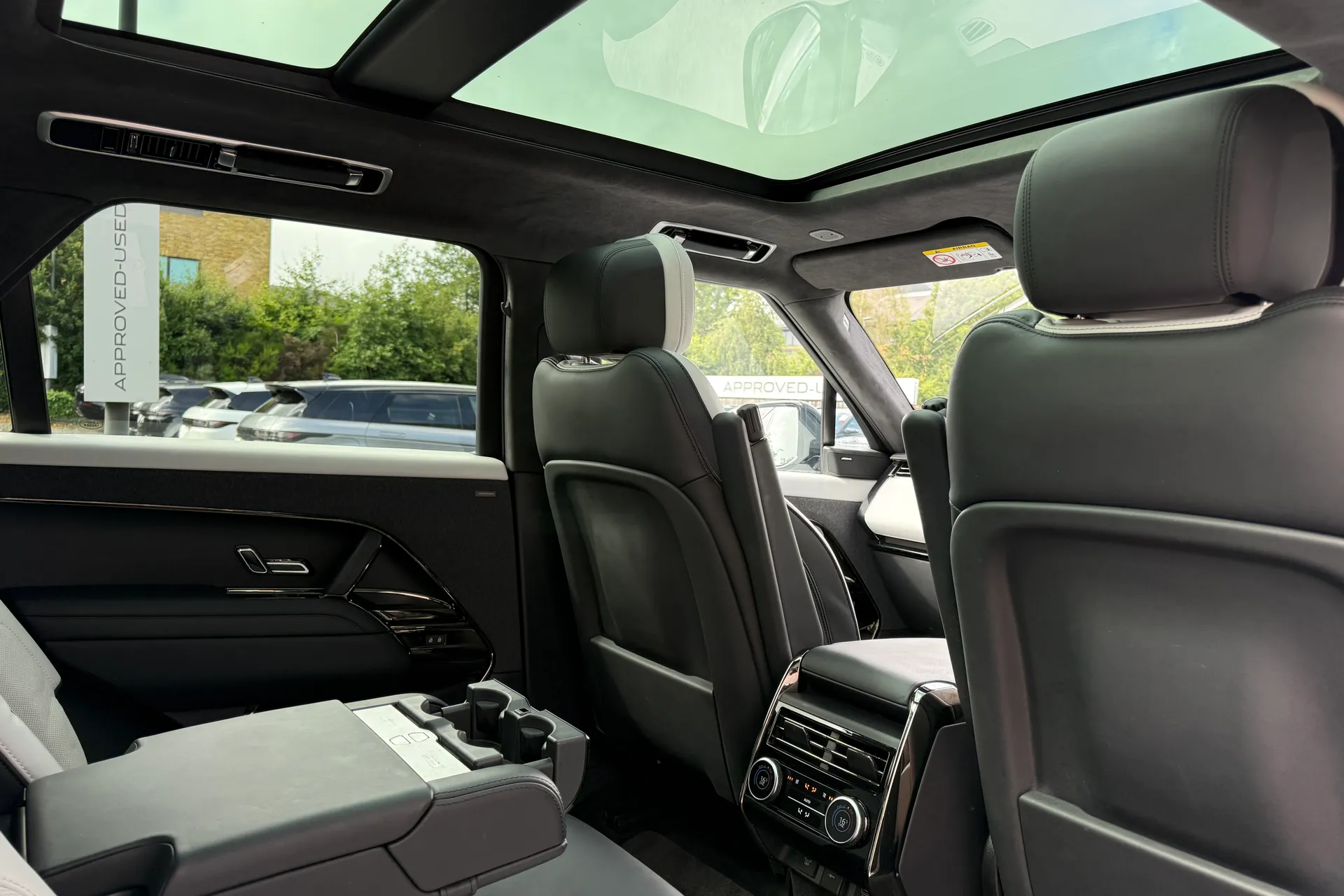 LAND ROVER RANGE ROVER SPORT thumbnail image number 34